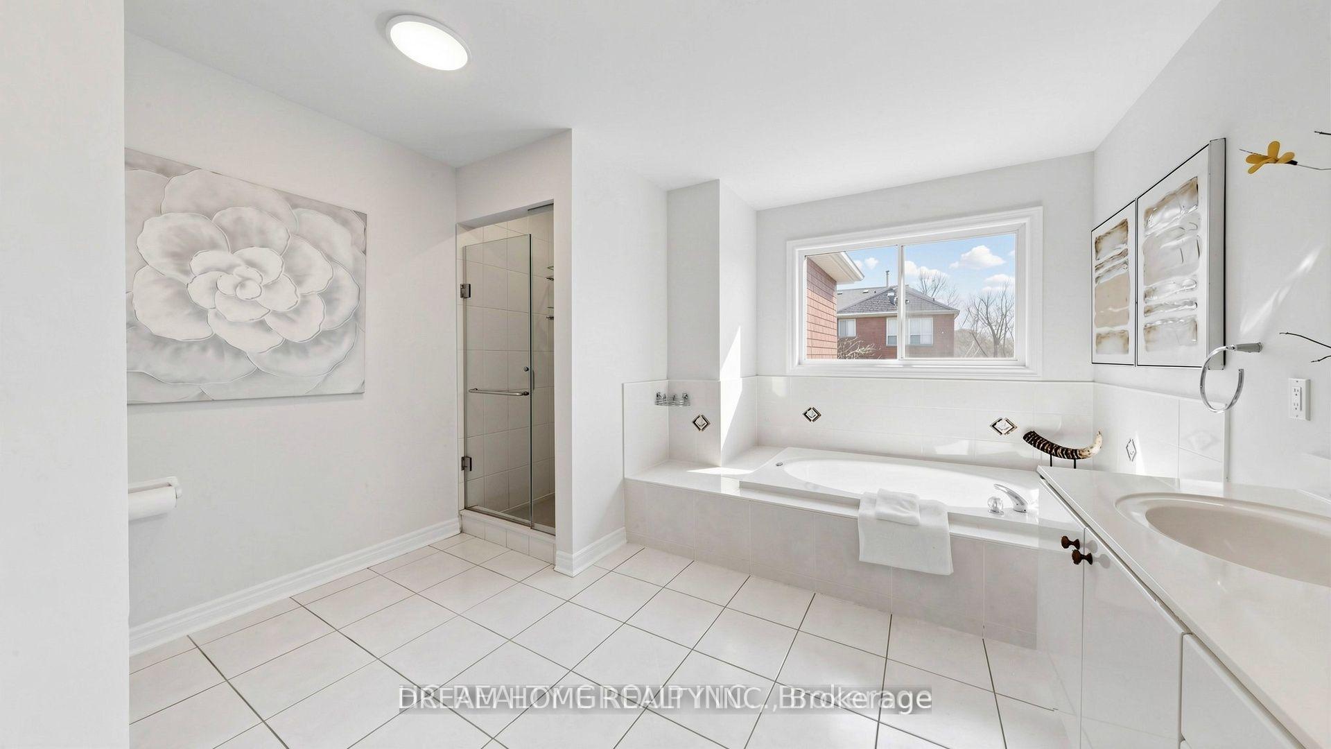 Photo 27 of 23 Brookeview Drive, Aurora, Aurora Highlands — HOMEH