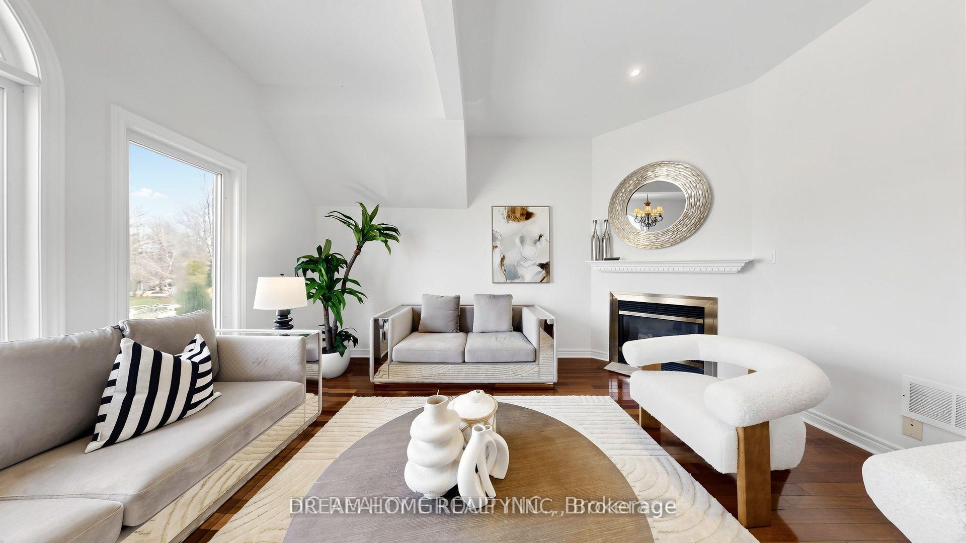 Photo 31 of 23 Brookeview Drive, Aurora, Aurora Highlands — HOMEH