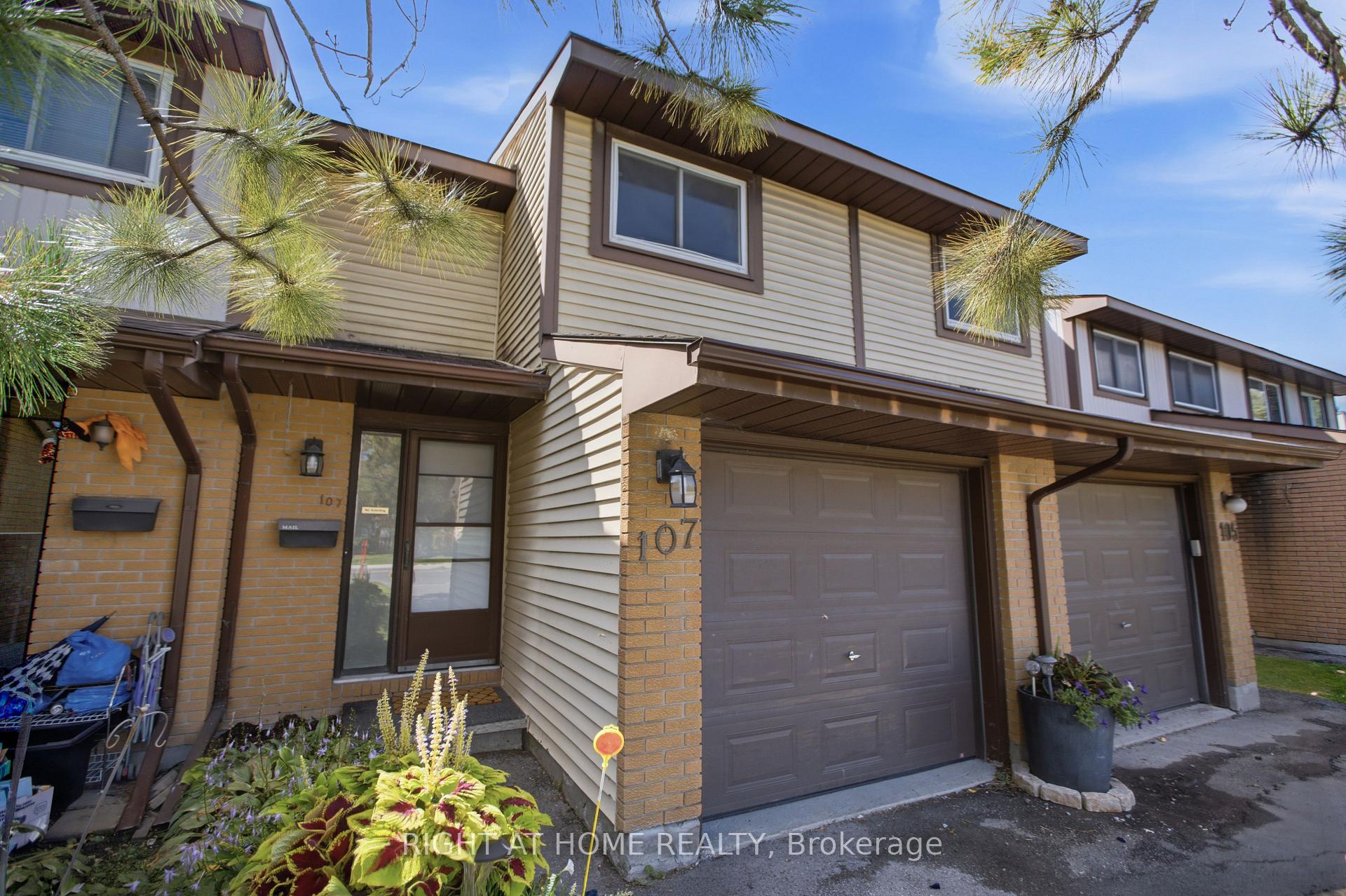 Photo 3 of Unit 8, 107 Castlefrank Road, Ottawa, Kanata - Glencairn/Hazeldean — HOMEH