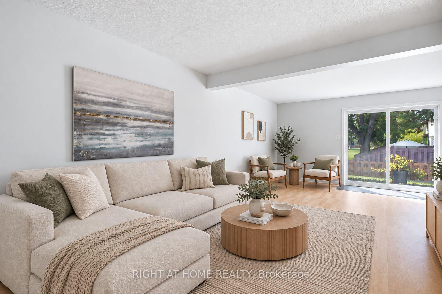 Photo 5 of Unit 8, 107 Castlefrank Road, Ottawa, Kanata - Glencairn/Hazeldean — HOMEH