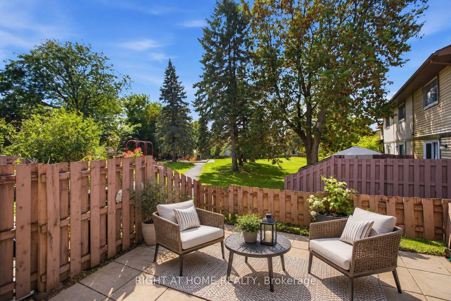 Photo 33 of Unit 8, 107 Castlefrank Road, Ottawa, Kanata - Glencairn/Hazeldean — HOMEH