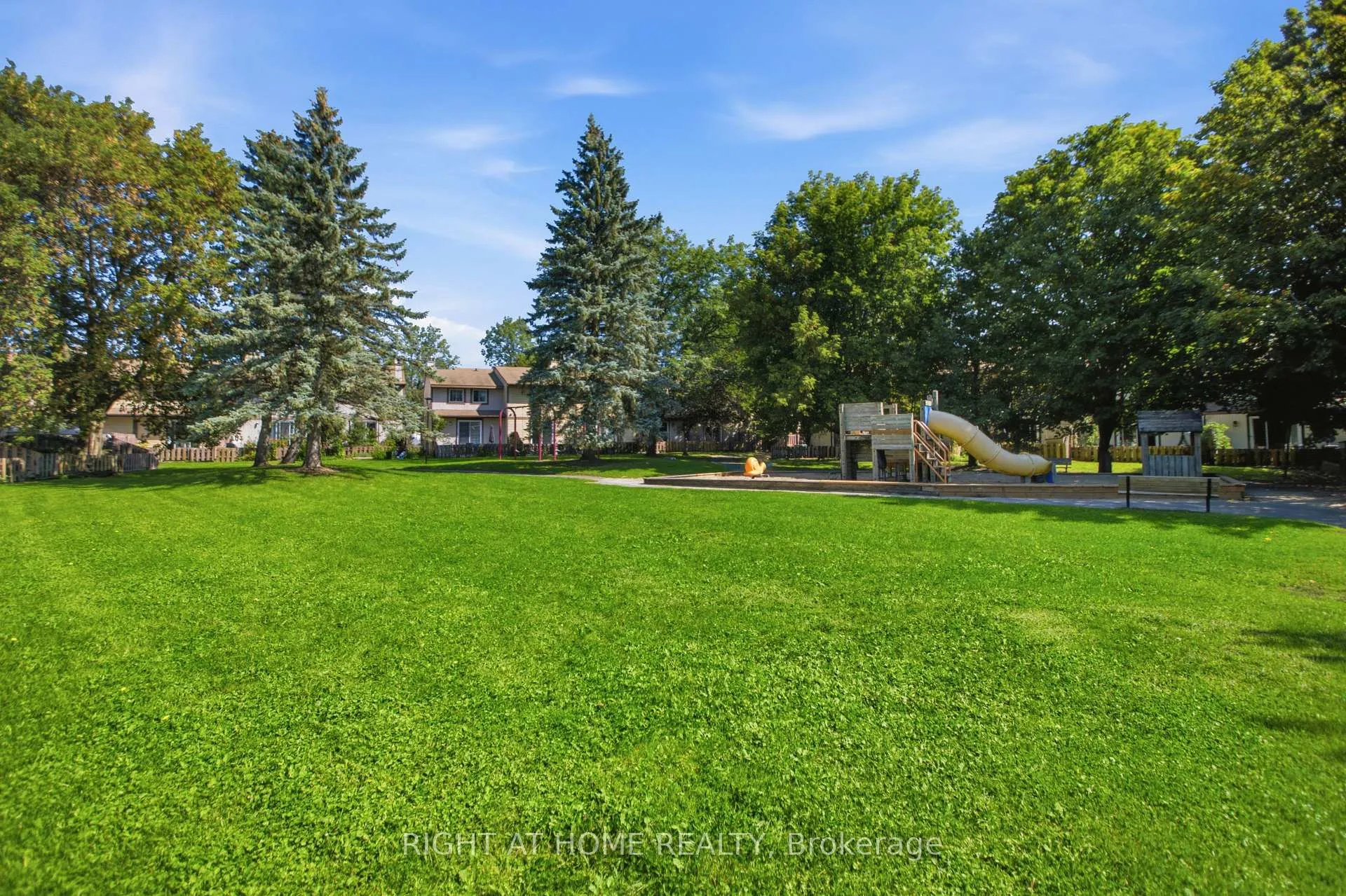 Photo 38 of Unit 8, 107 Castlefrank Road, Ottawa, Kanata - Glencairn/Hazeldean — HOMEH