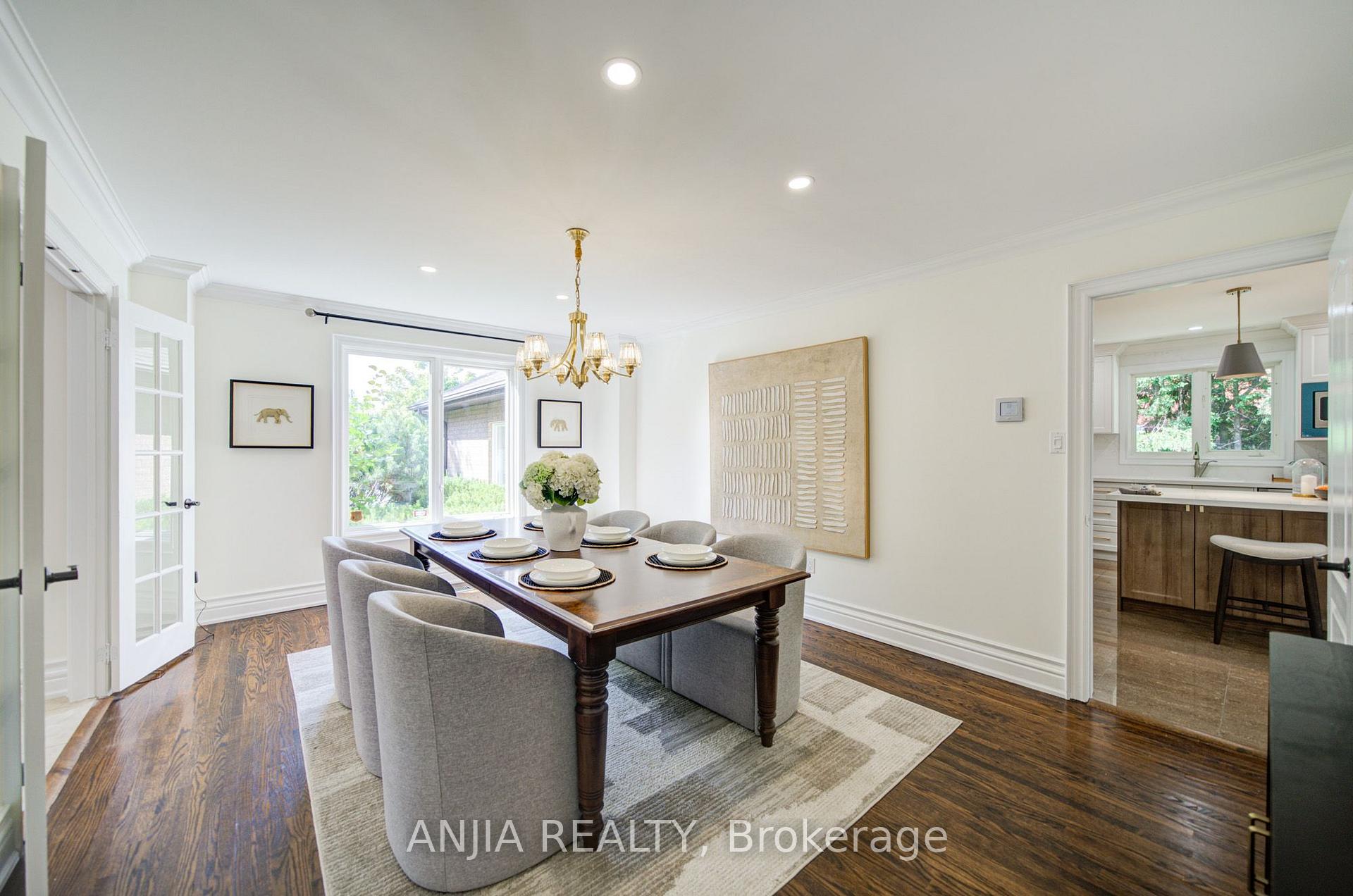 Photo 18 of 8 Calderbridge Crescent, Markham, Unionville — HOMEH