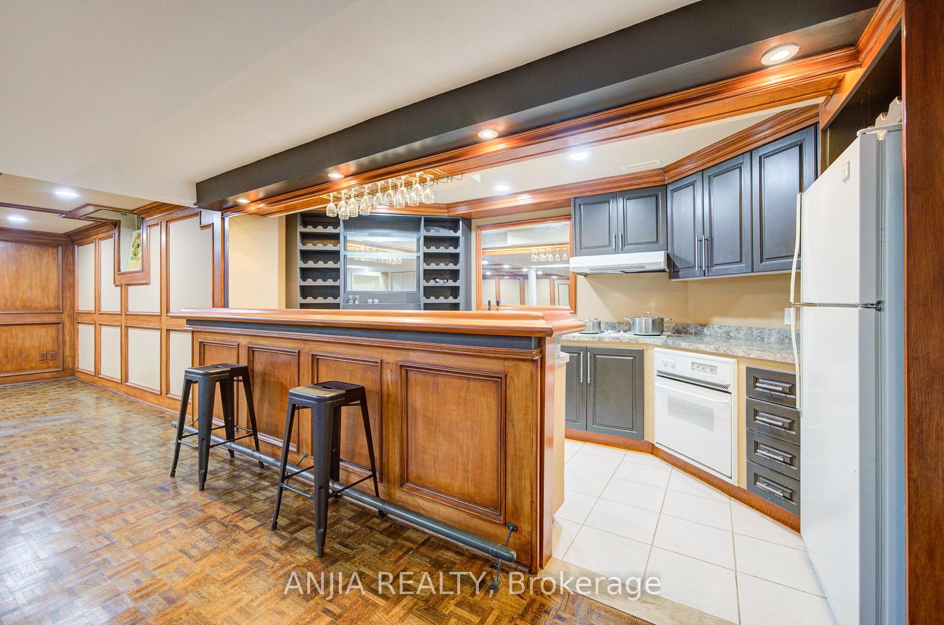 Photo 39 of 8 Calderbridge Crescent, Markham, Unionville — HOMEH