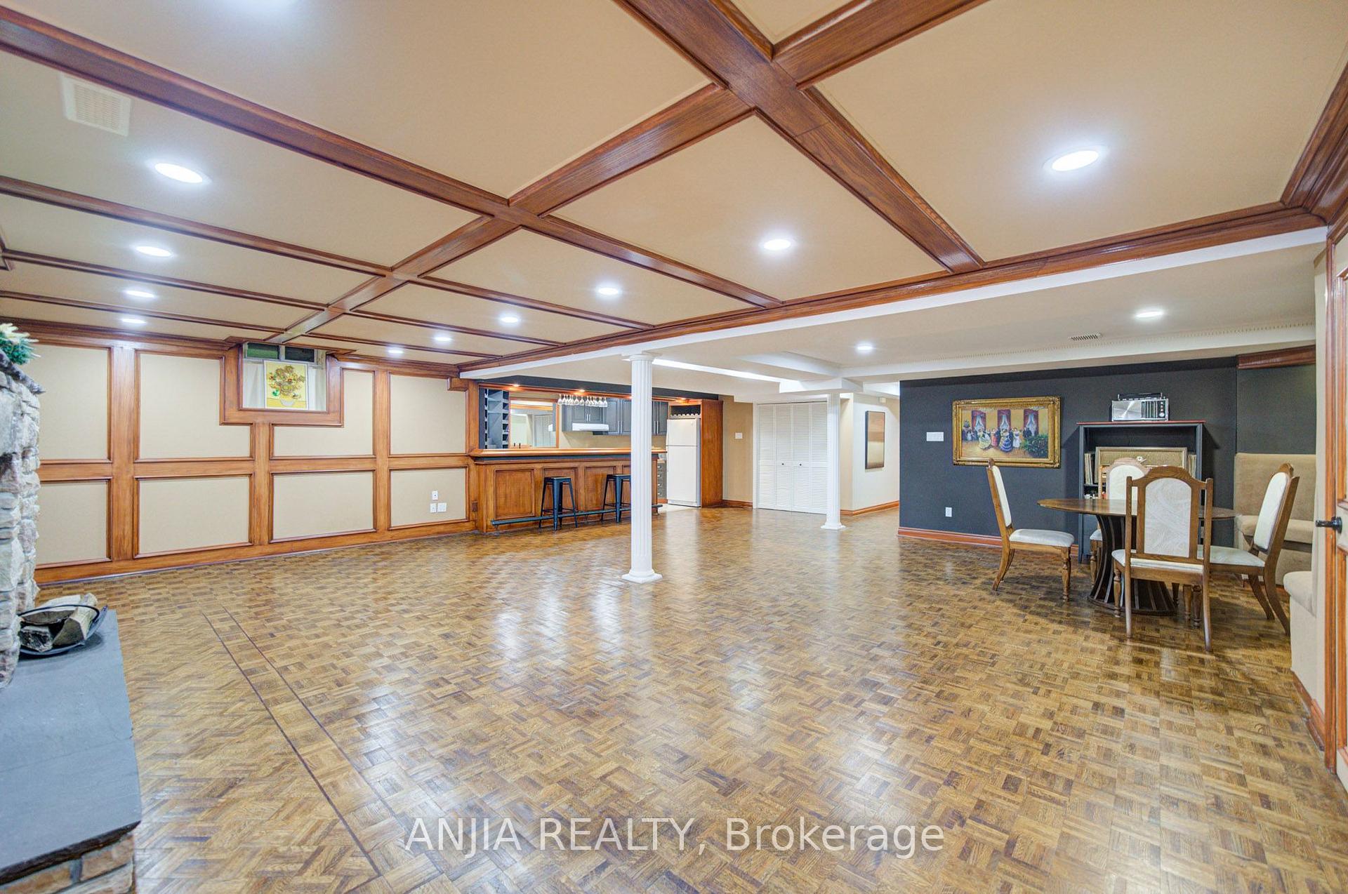 Photo 40 of 8 Calderbridge Crescent, Markham, Unionville — HOMEH