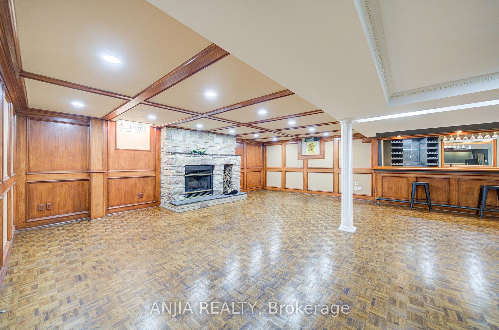 Photo 41 of 8 Calderbridge Crescent, Markham, Unionville — HOMEH