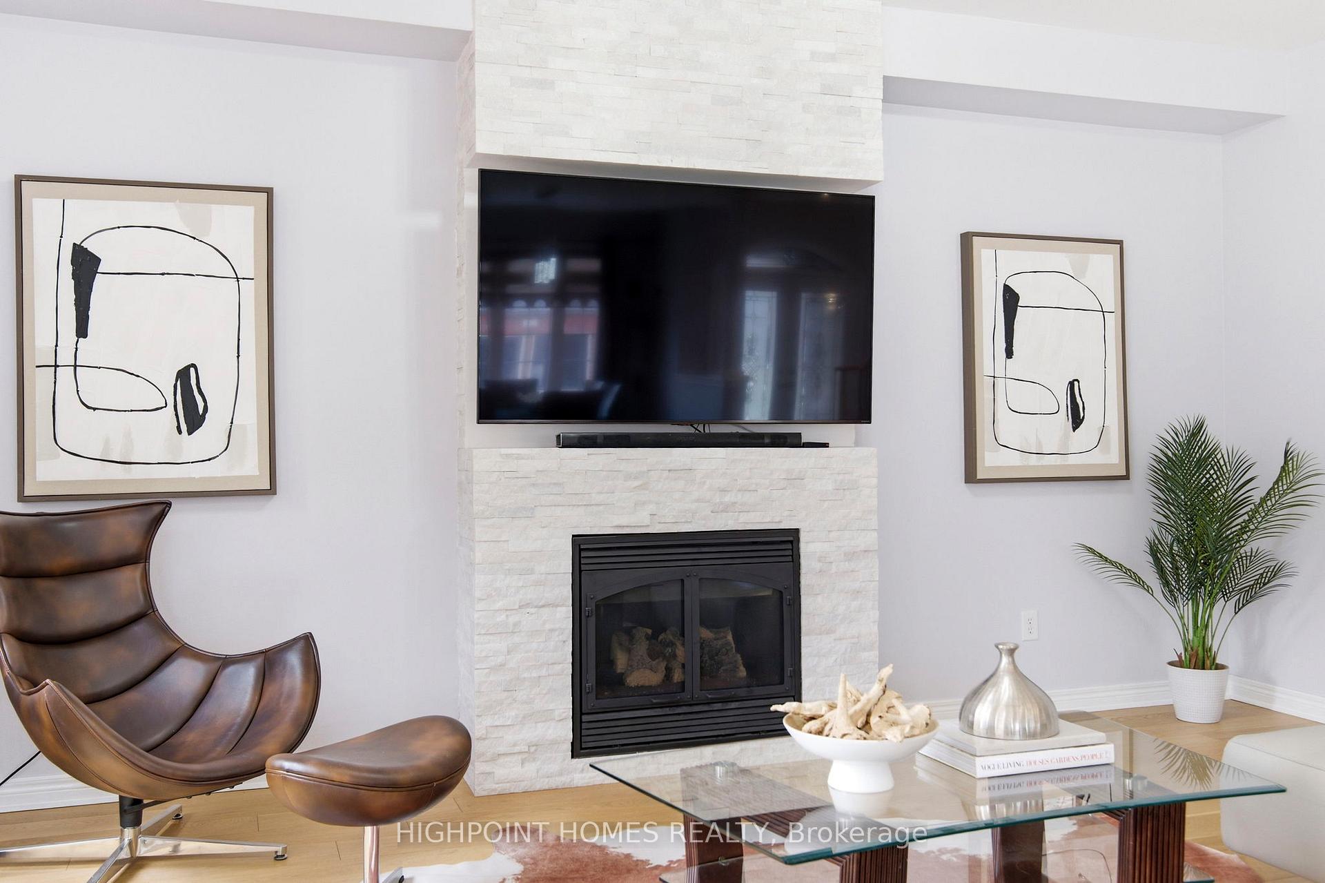 Photo 13 of 2066 Willhaven Trail, Oakville, Westmount — HOMEH