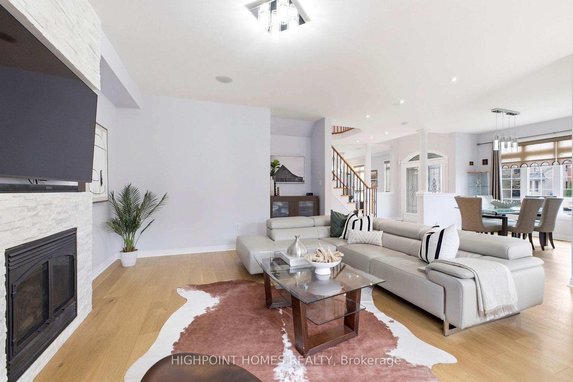 Photo 14 of 2066 Willhaven Trail, Oakville, Westmount — HOMEH