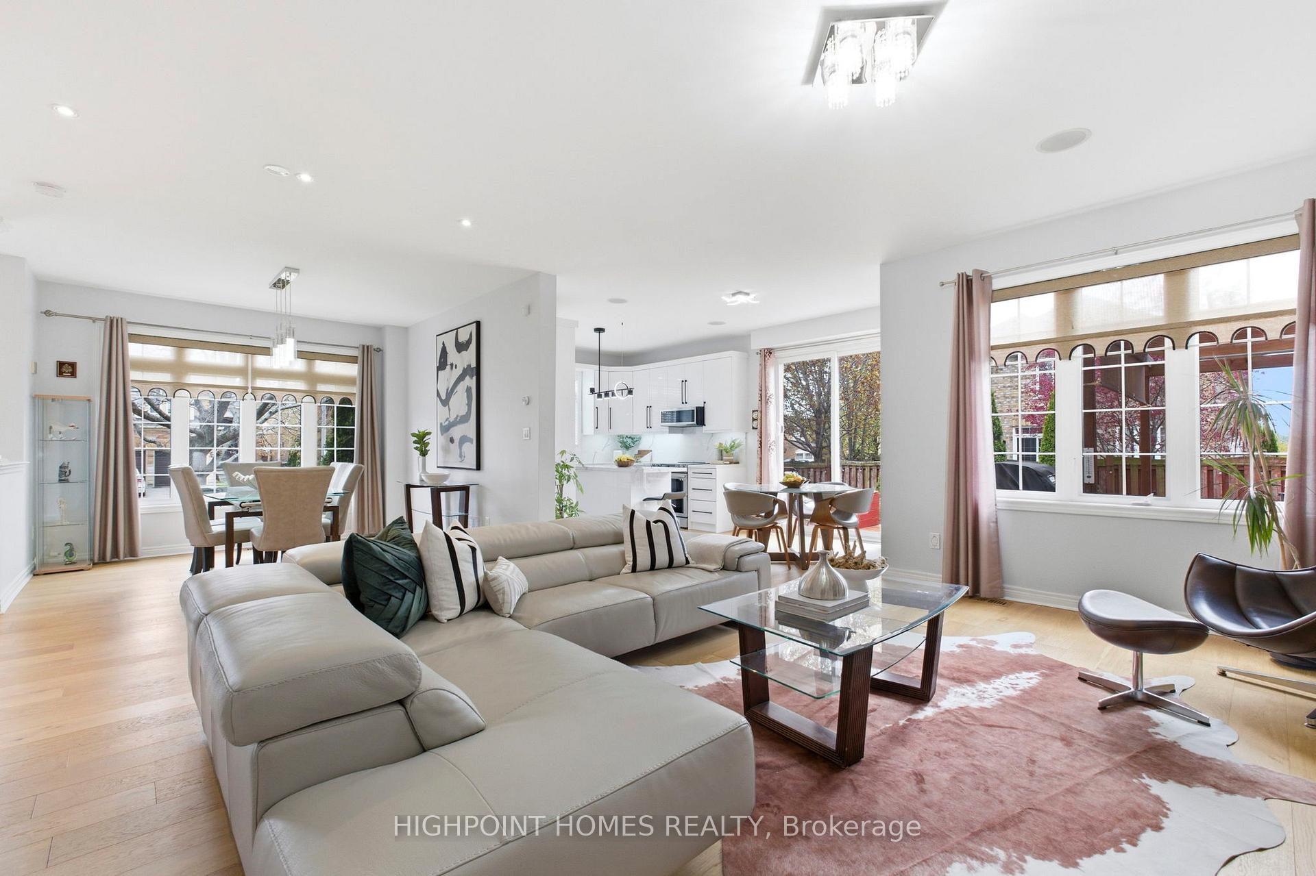 Photo 15 of 2066 Willhaven Trail, Oakville, Westmount — HOMEH