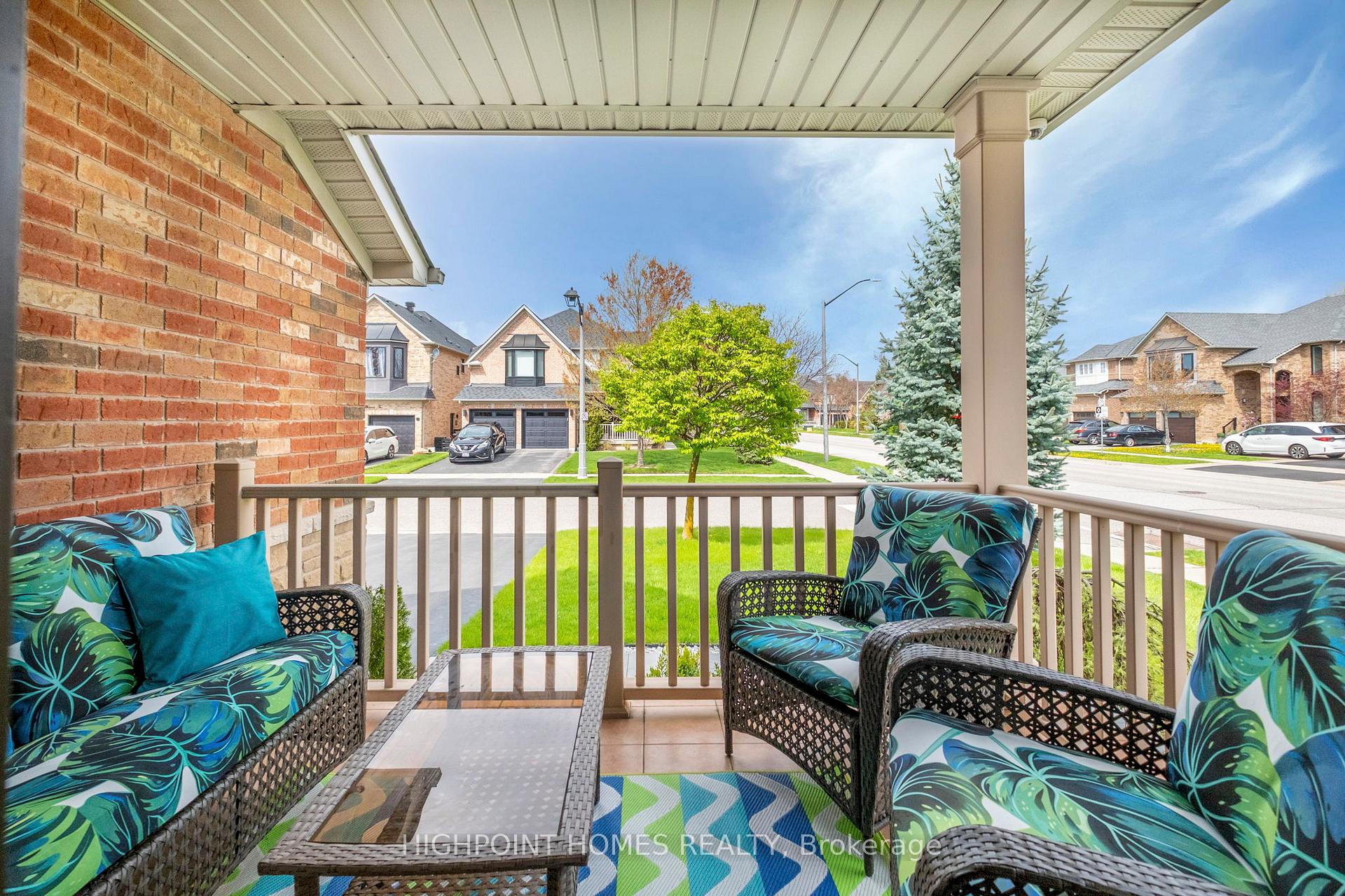 Photo 39 of 2066 Willhaven Trail, Oakville, Westmount — HOMEH