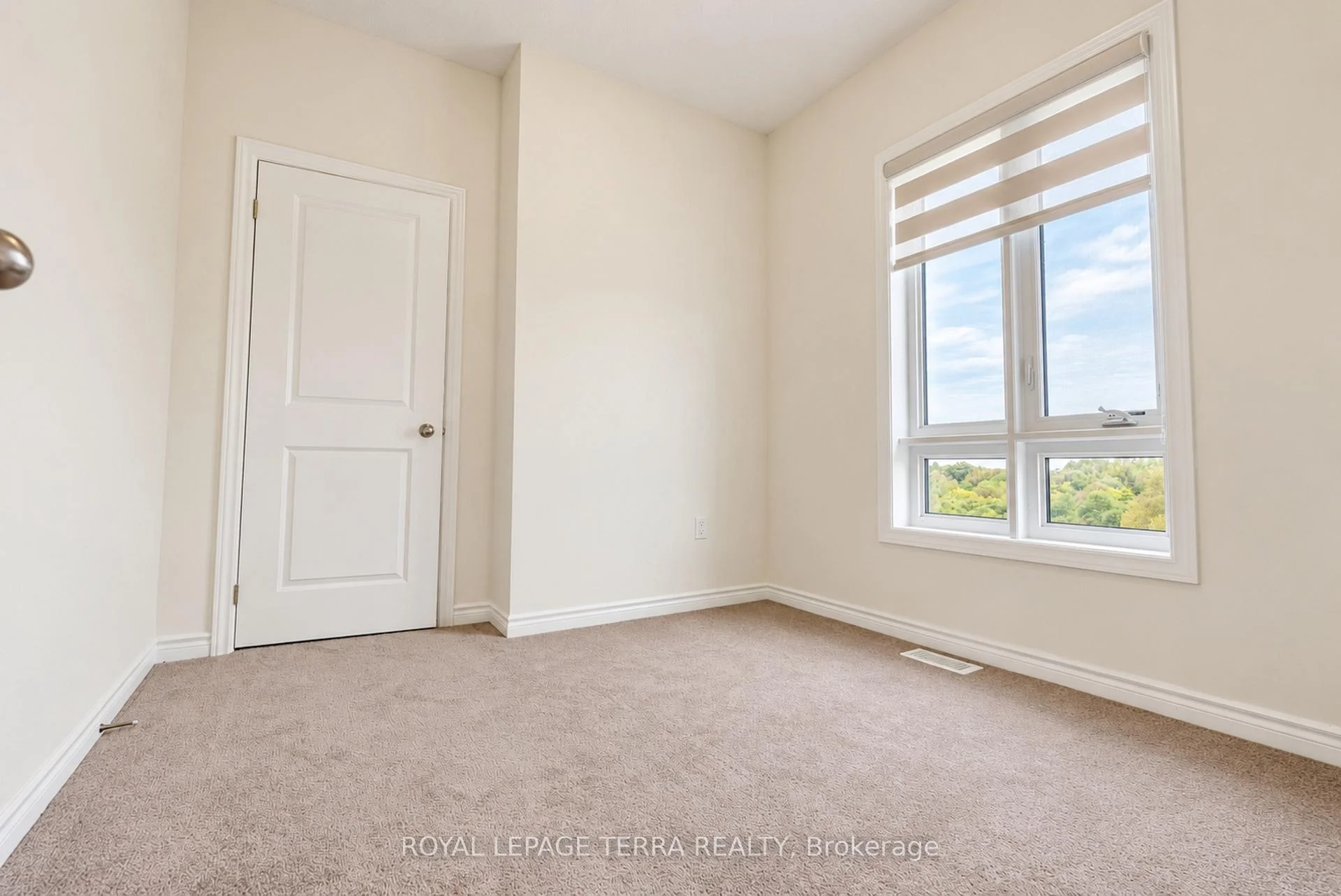 Photo 47 of 51 Upper Paradise Way, Whitby, Rural Whitby — HOMEH