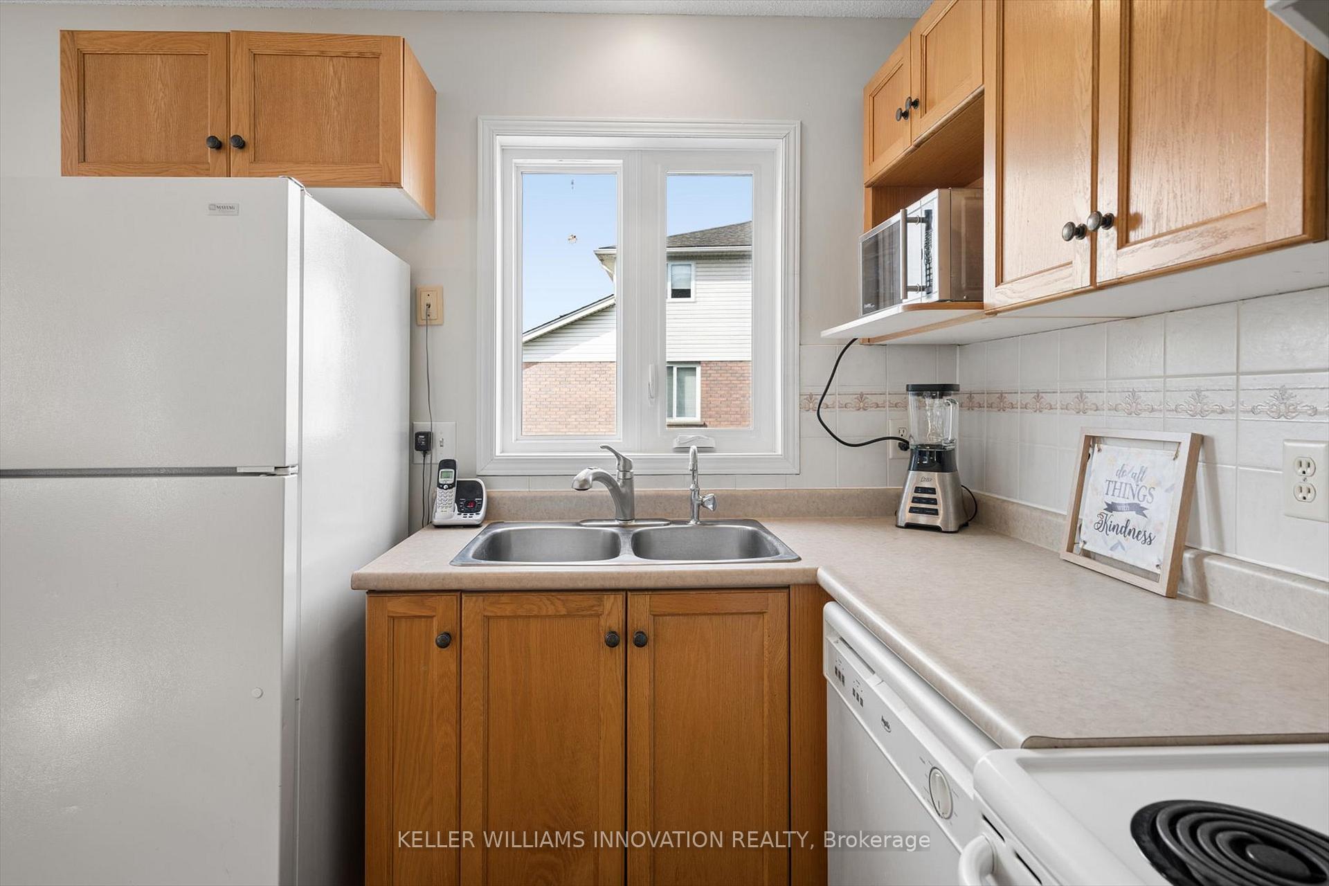 Photo 17 of 67 Apple Tree Drive, Kitchener, Idlewood — HOMEH