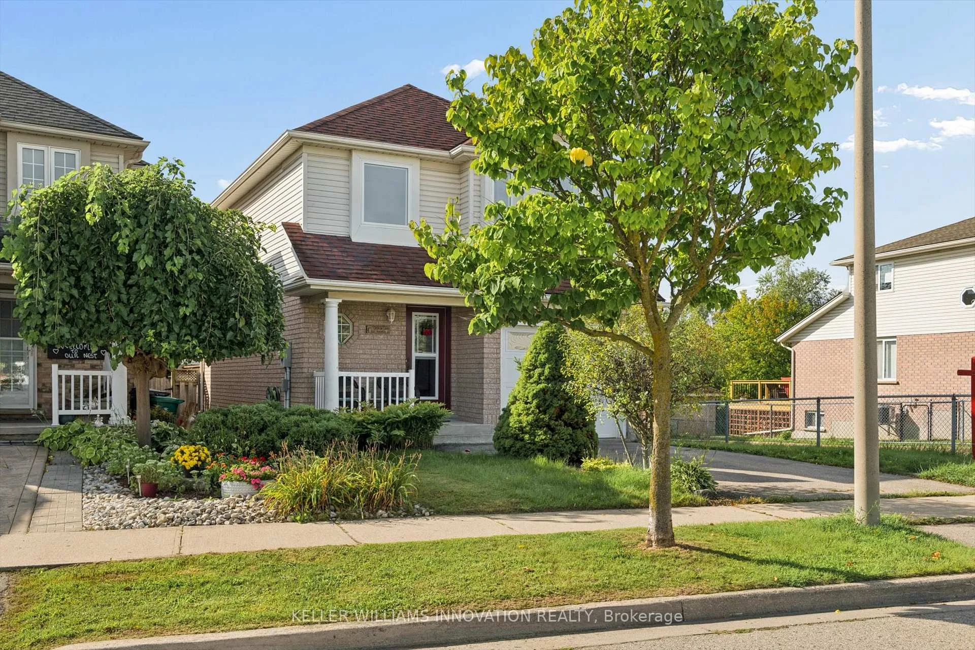 Photo 2 of 67 Apple Tree Drive, Kitchener, Idlewood — HOMEH