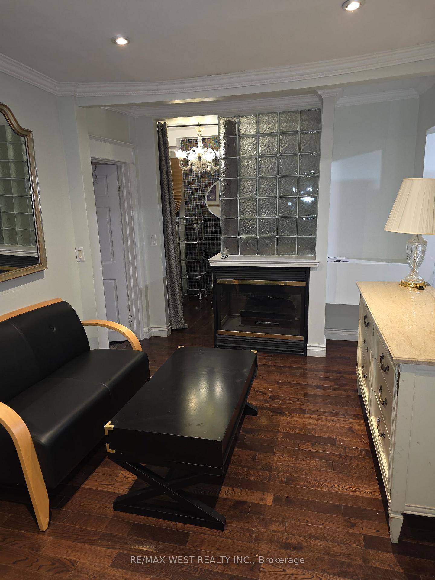 Photo 3 of Unit 2, 87 Medland Crescent, Toronto, High Park North — HOMEH