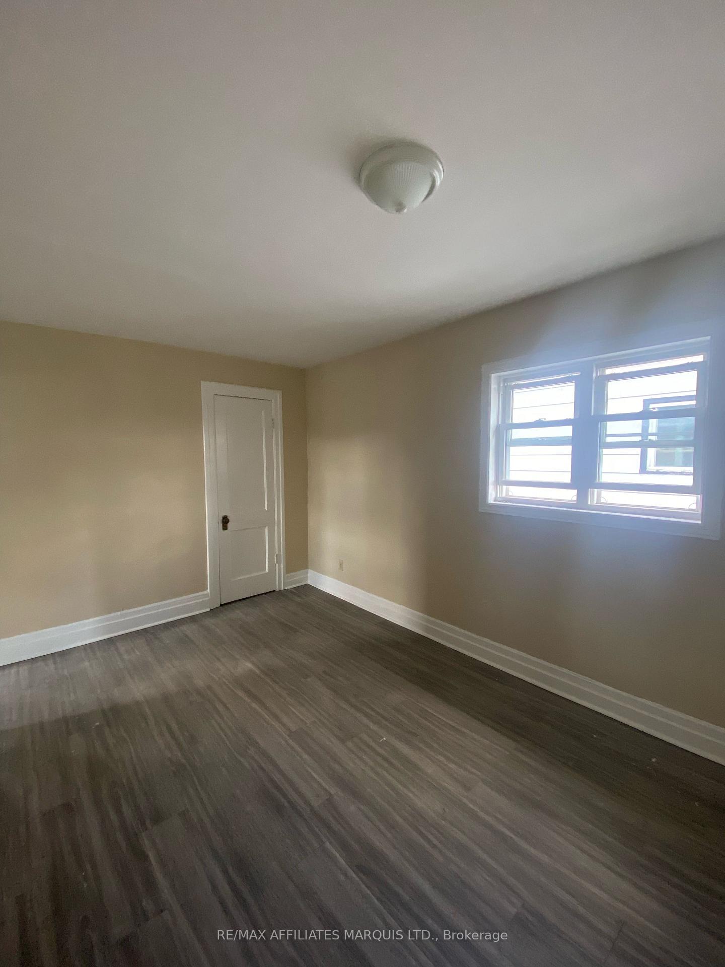 Photo 6 of 302 Easton Avenue, Cornwall, Cornwall — HOMEH