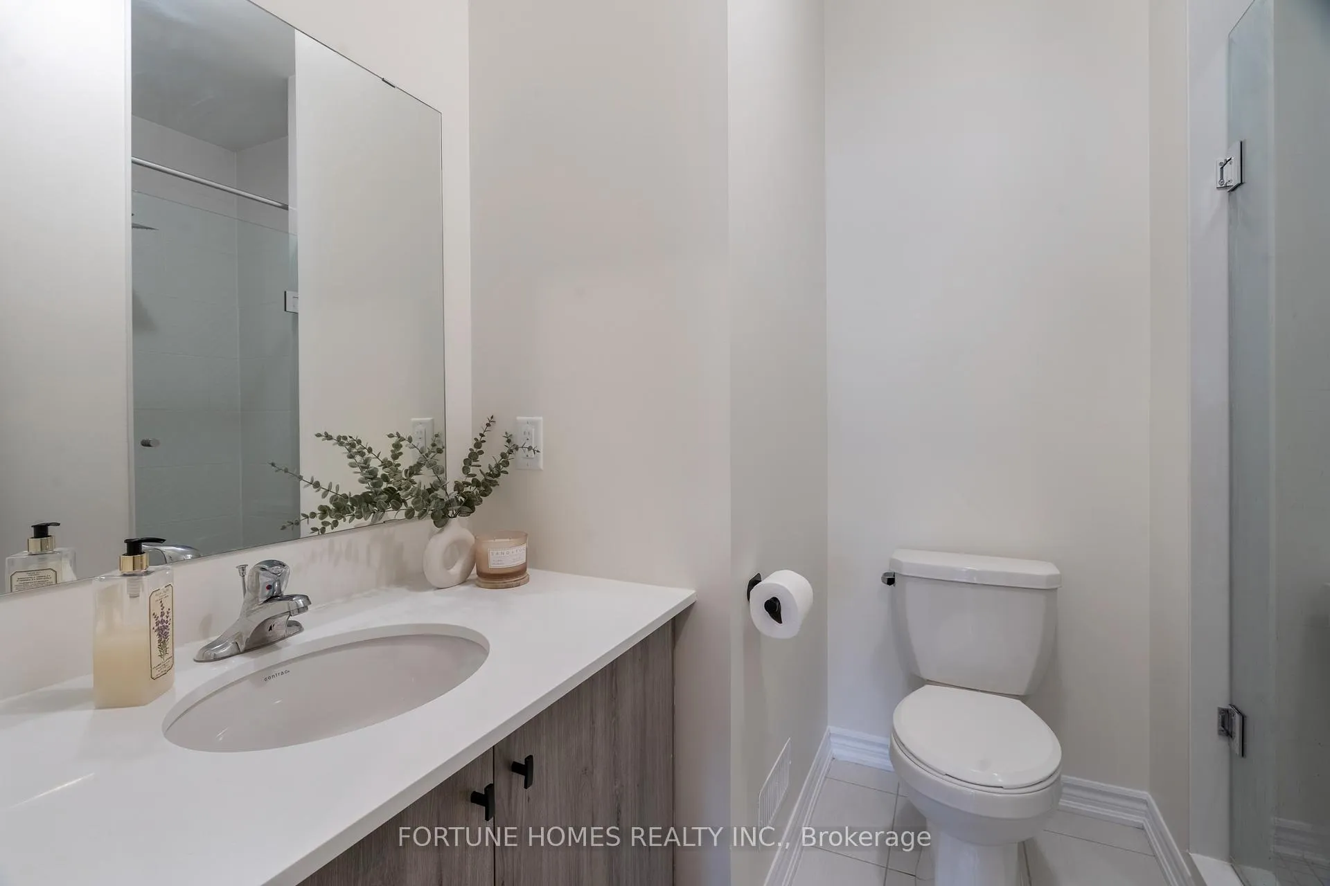 Photo 34 of 25 Arrowview Drive, Brampton, Northwest Brampton — HOMEH
