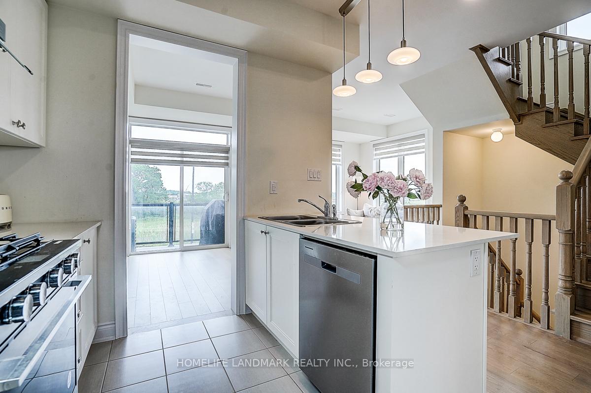 Photo 7 of 50 Thule Street, Vaughan, Vellore Village — HOMEH