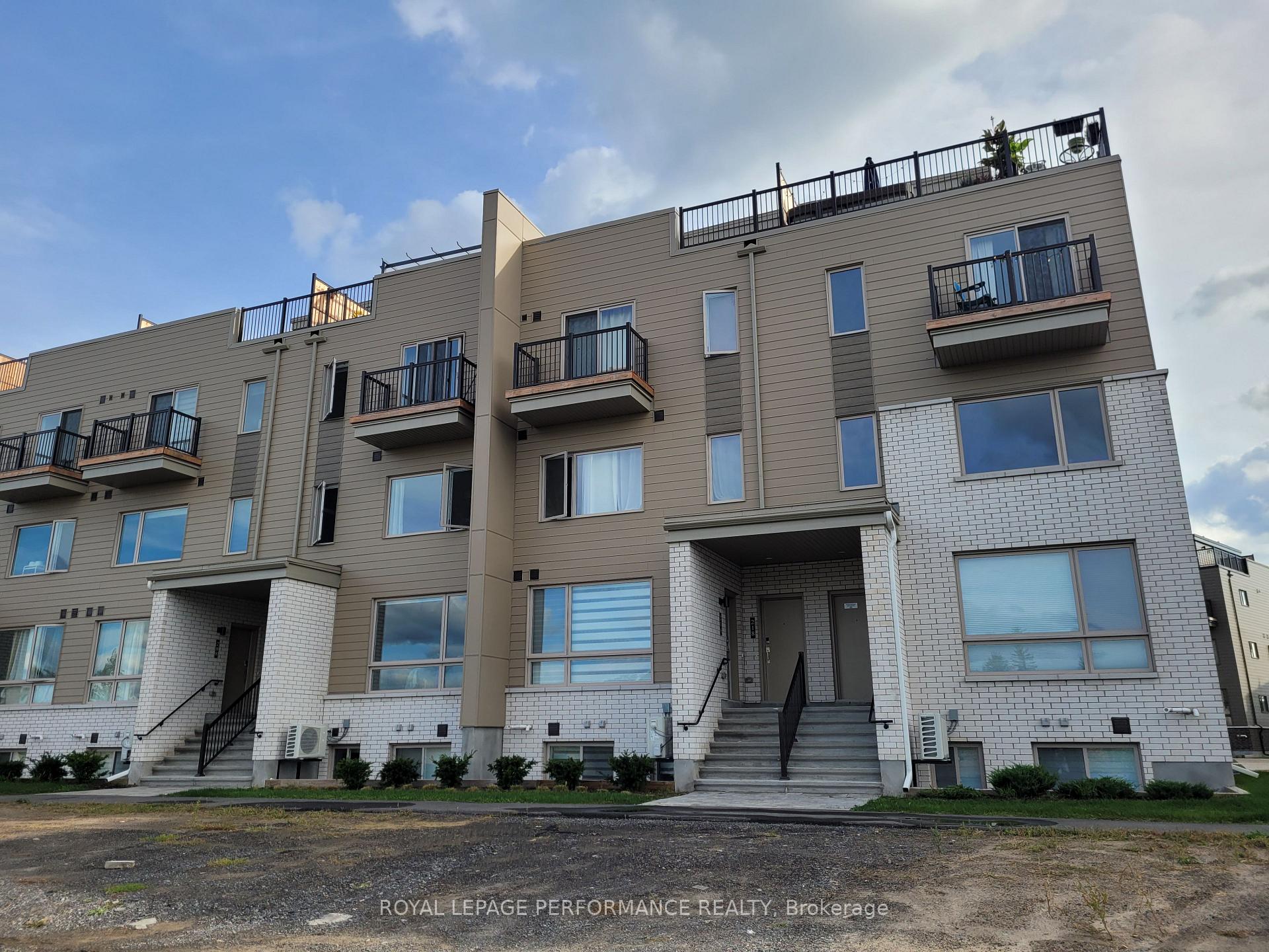 Photo 12 of 222 Mishi Private, Ottawa, CFB Rockcliffe and Area — HOMEH