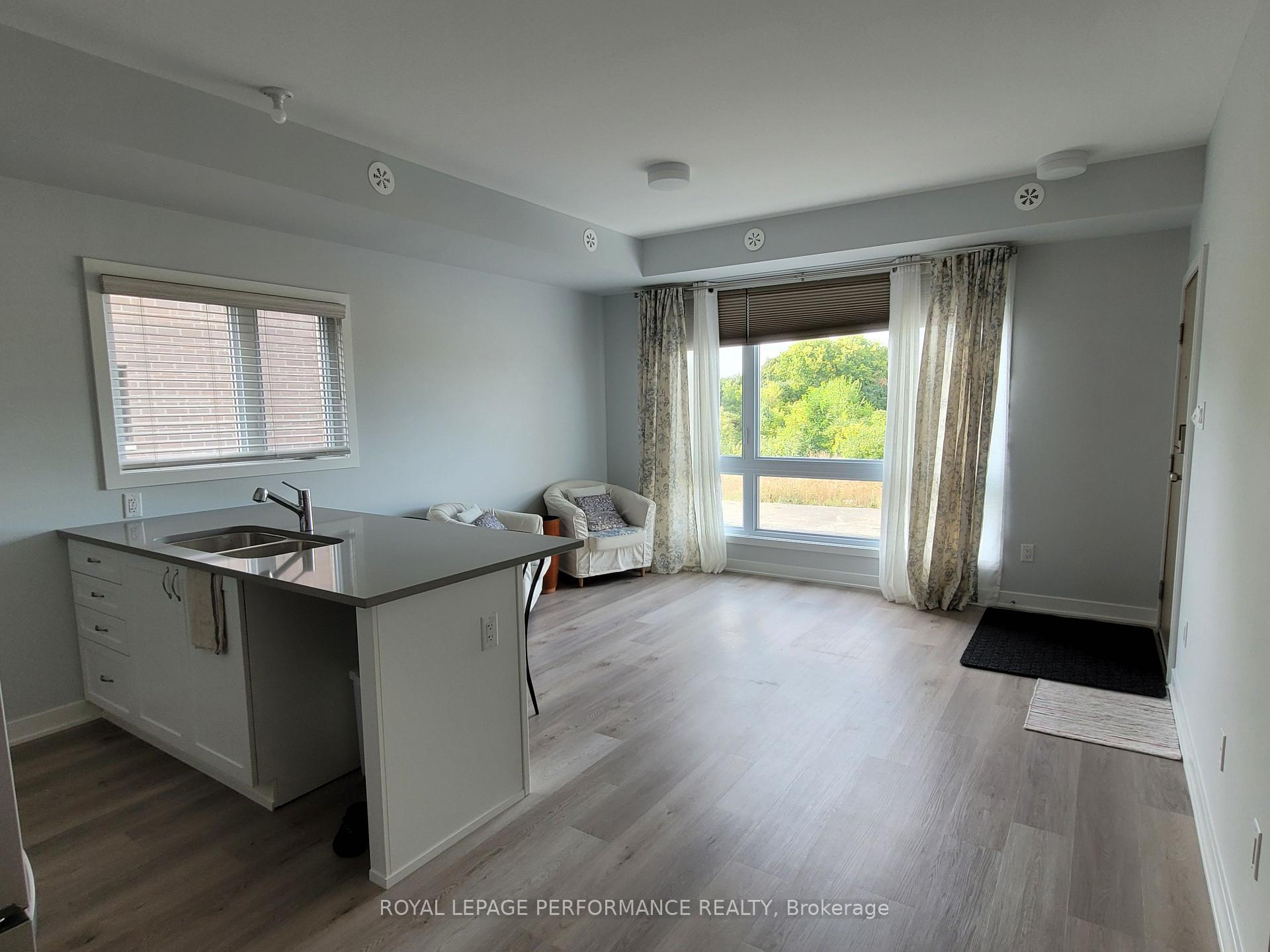 Photo 23 of 222 Mishi Private, Ottawa, CFB Rockcliffe and Area — HOMEH