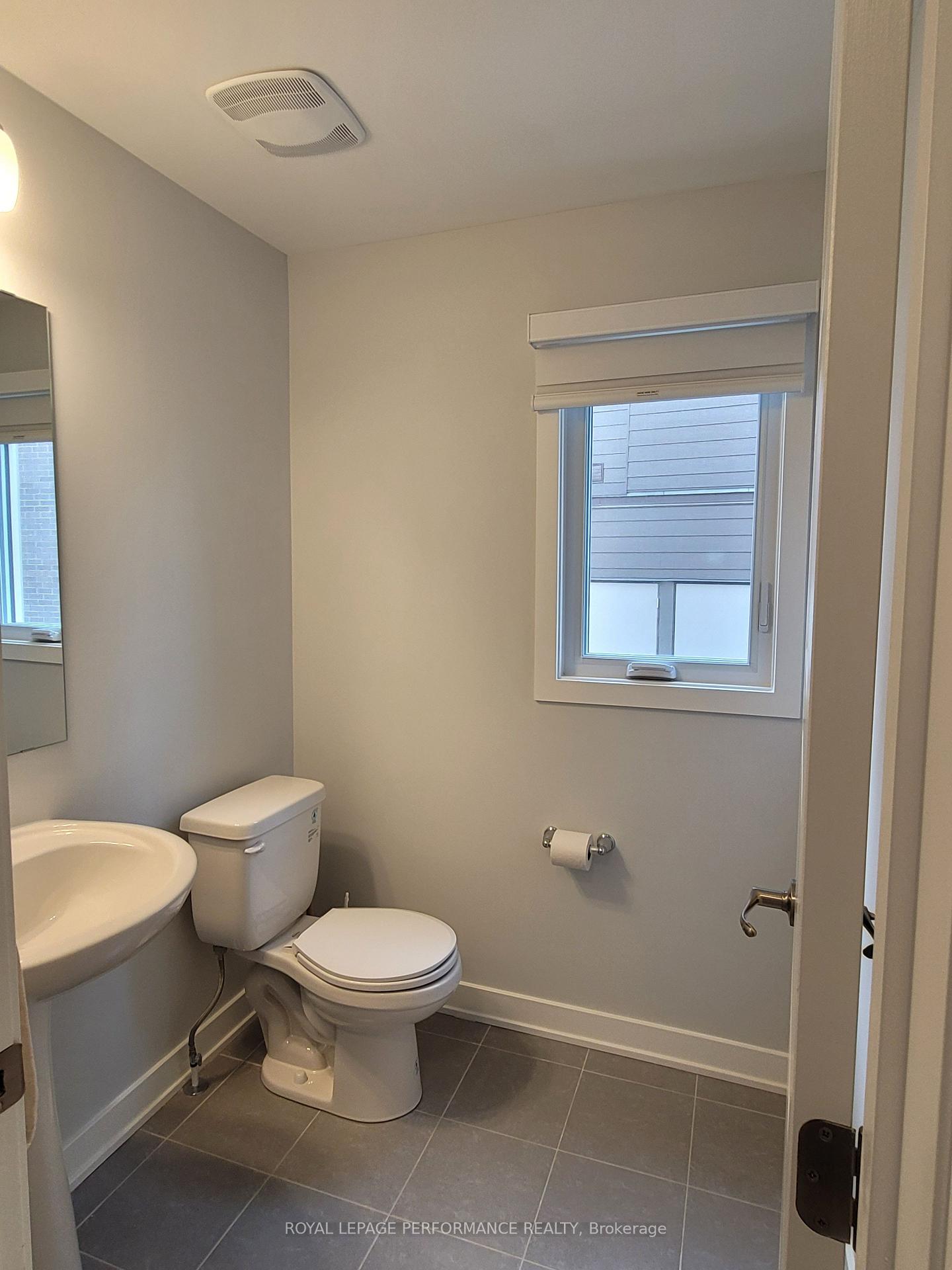 Photo 37 of 222 Mishi Private, Ottawa, CFB Rockcliffe and Area — HOMEH