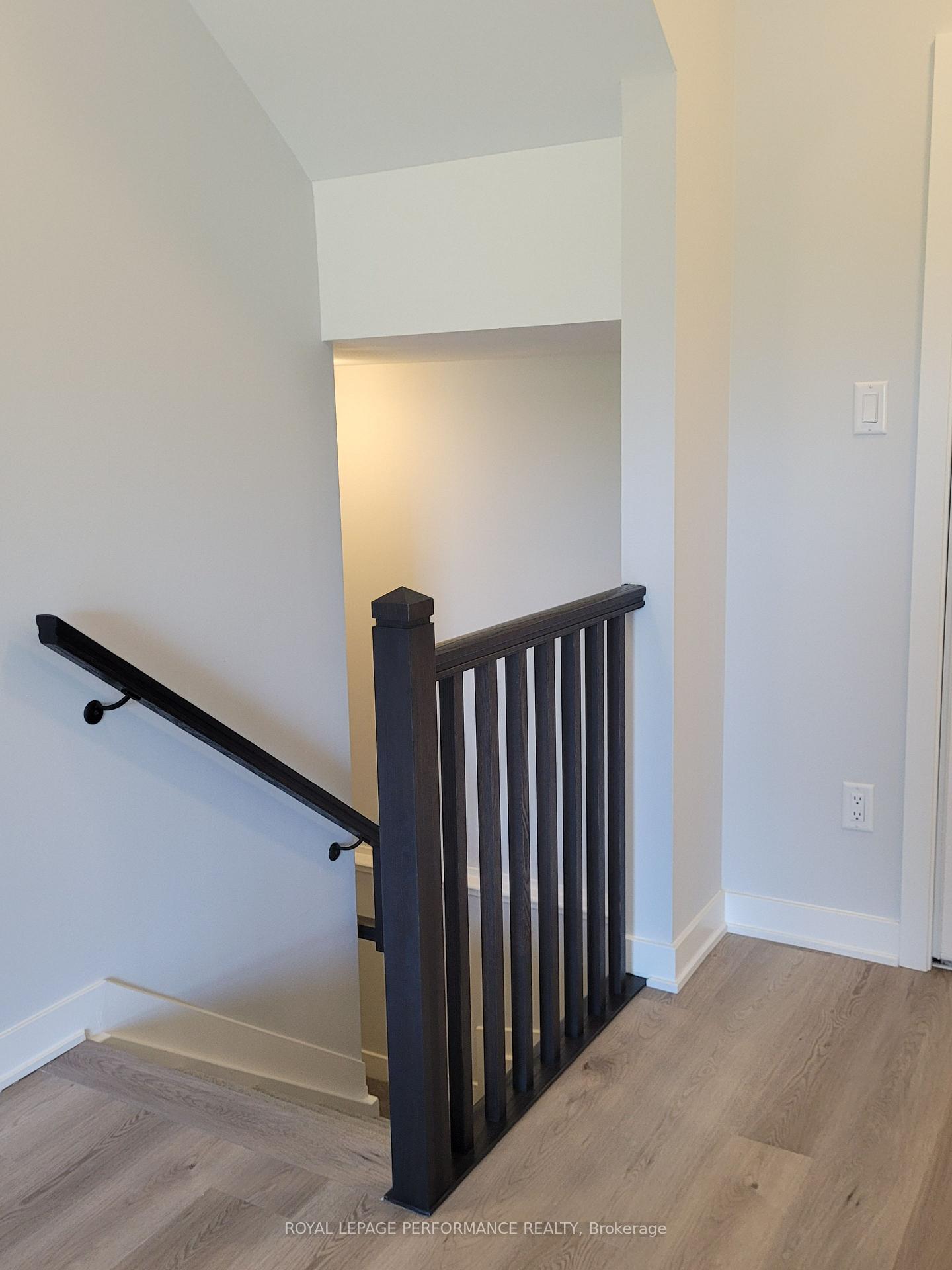 Photo 29 of 222 Mishi Private, Ottawa, CFB Rockcliffe and Area — HOMEH