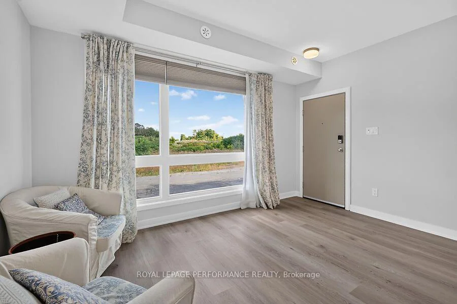 Photo 16 of 222 Mishi Private, Ottawa, CFB Rockcliffe and Area — HOMEH