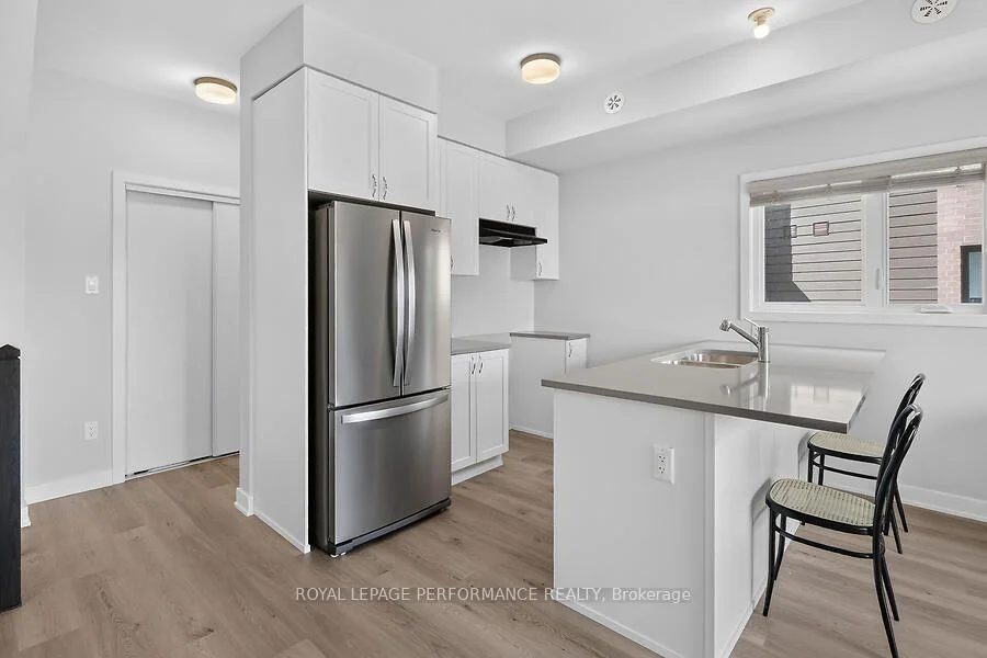 Photo 21 of 222 Mishi Private, Ottawa, CFB Rockcliffe and Area — HOMEH
