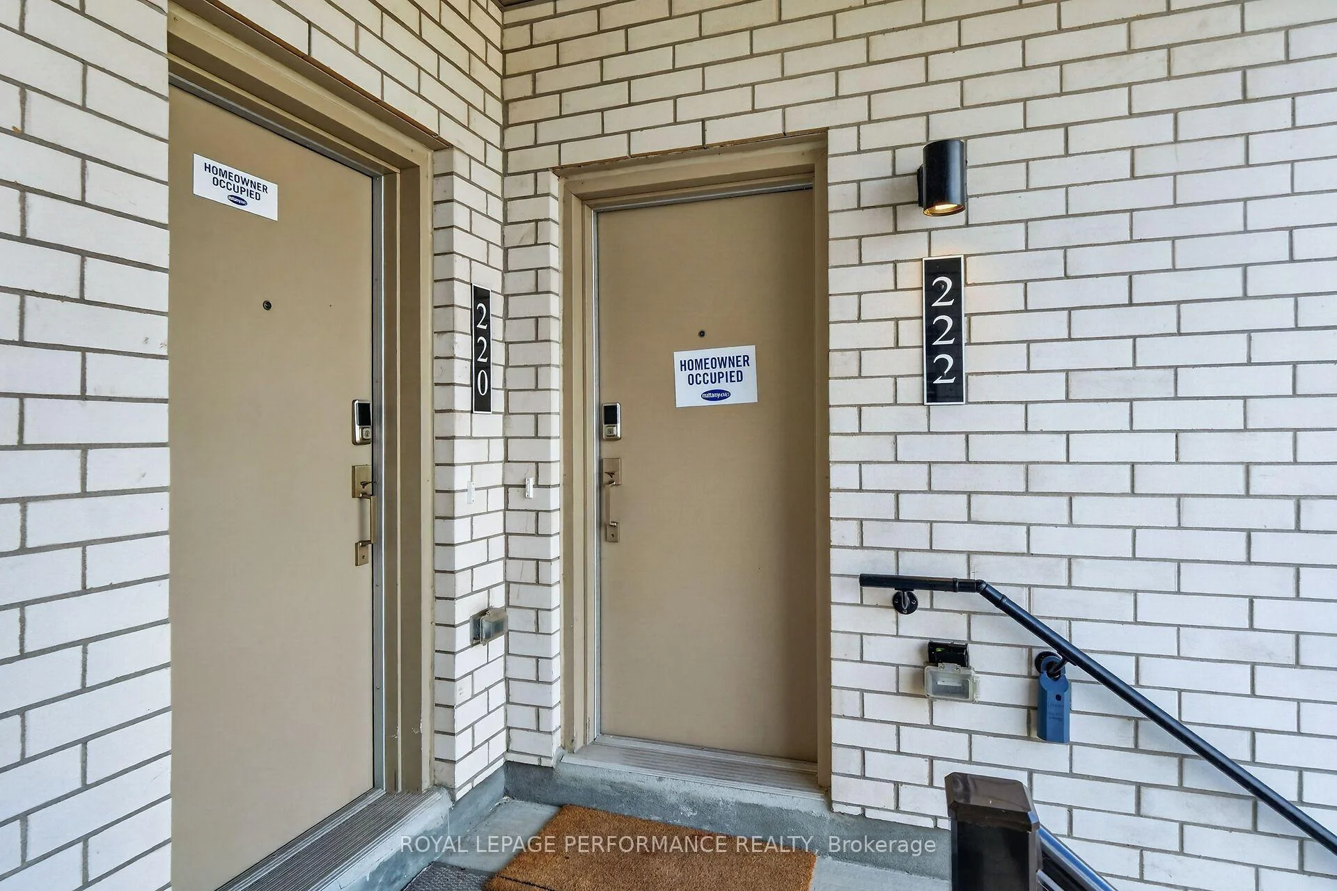 Photo 10 of 222 Mishi Private, Ottawa, CFB Rockcliffe and Area — HOMEH