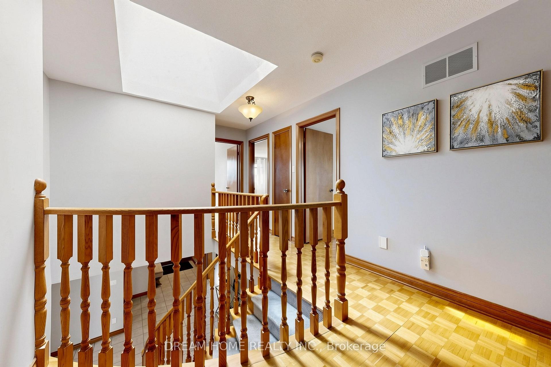 Photo 19 of 312 Valeria Boulevard, Vaughan, East Woodbridge — HOMEH