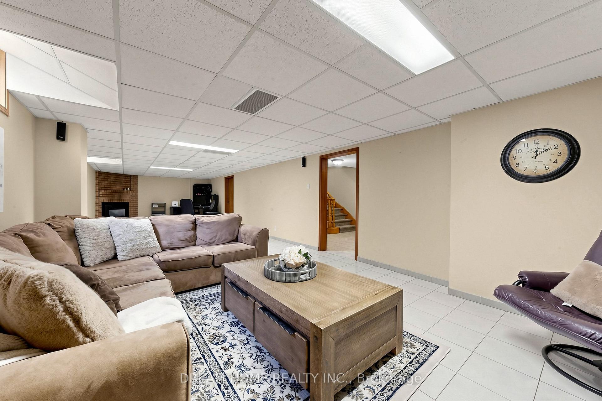 Photo 33 of 312 Valeria Boulevard, Vaughan, East Woodbridge — HOMEH