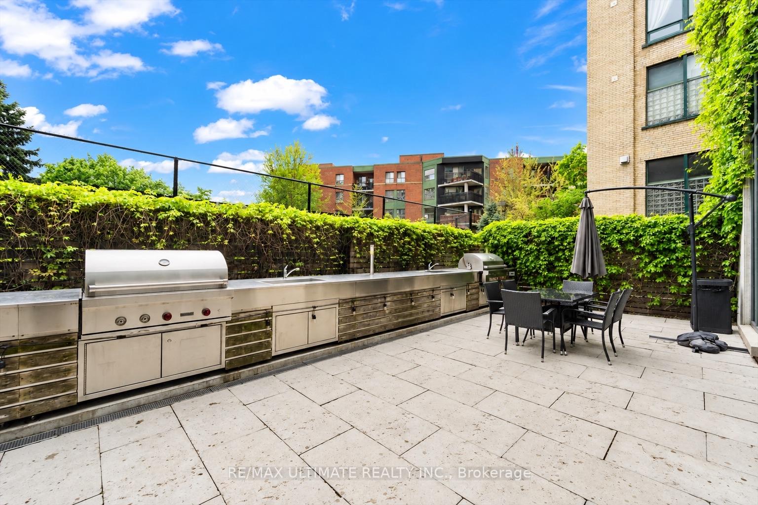 Photo 24 of Unit 907, 775 King Street W, Toronto, Niagara — HOMEH