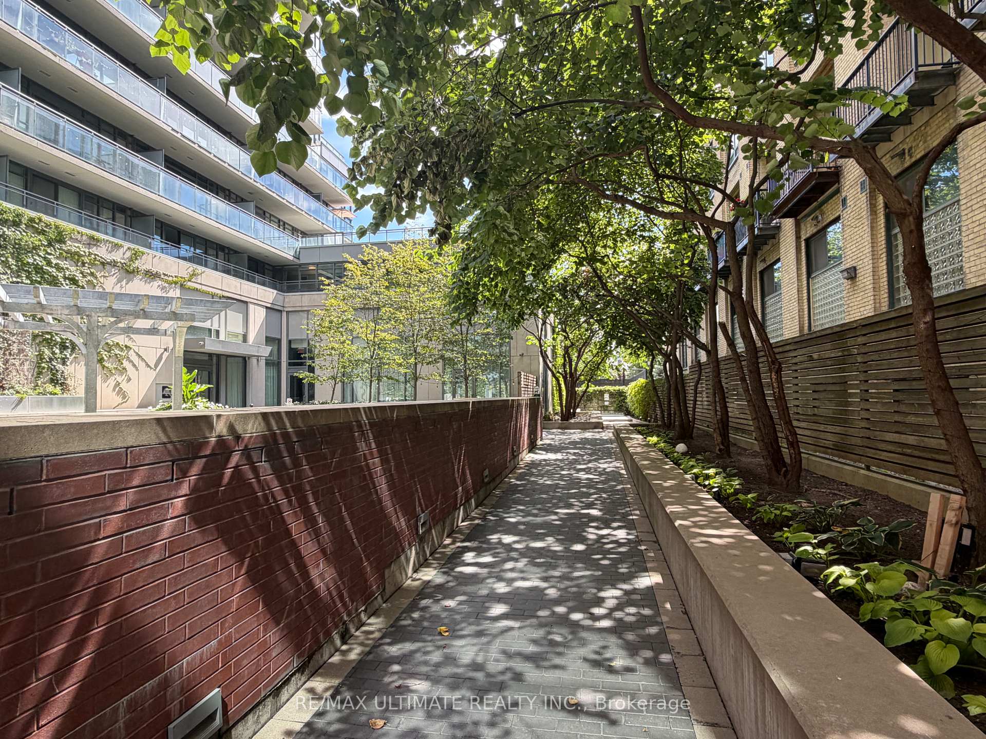 Photo 29 of Unit 907, 775 King Street W, Toronto, Niagara — HOMEH