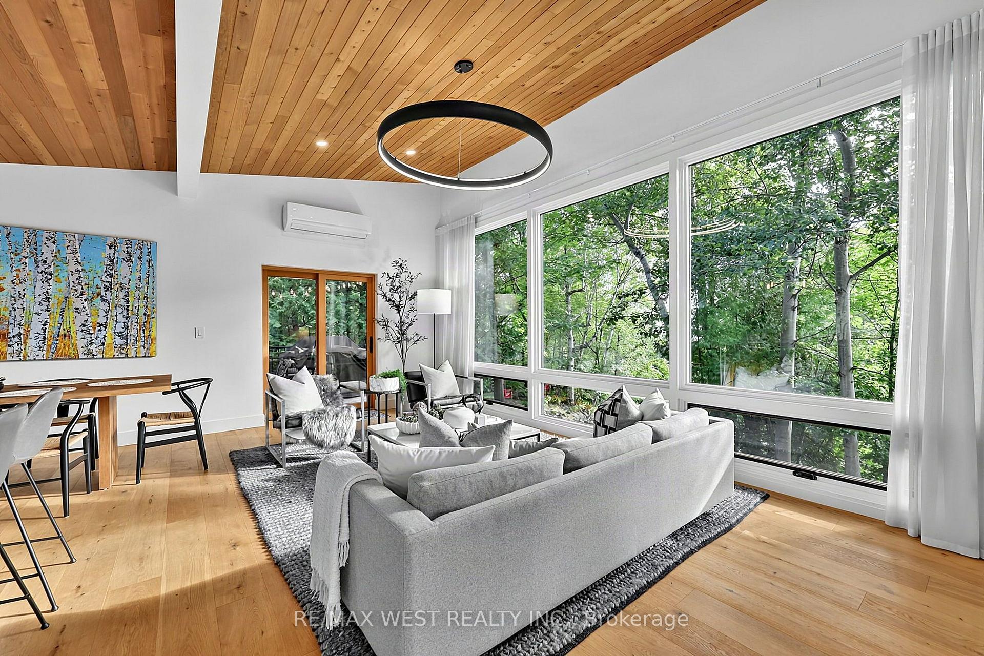 Photo 11 of 112 Kitzbuhl Crescent, Blue Mountains — HOMEH