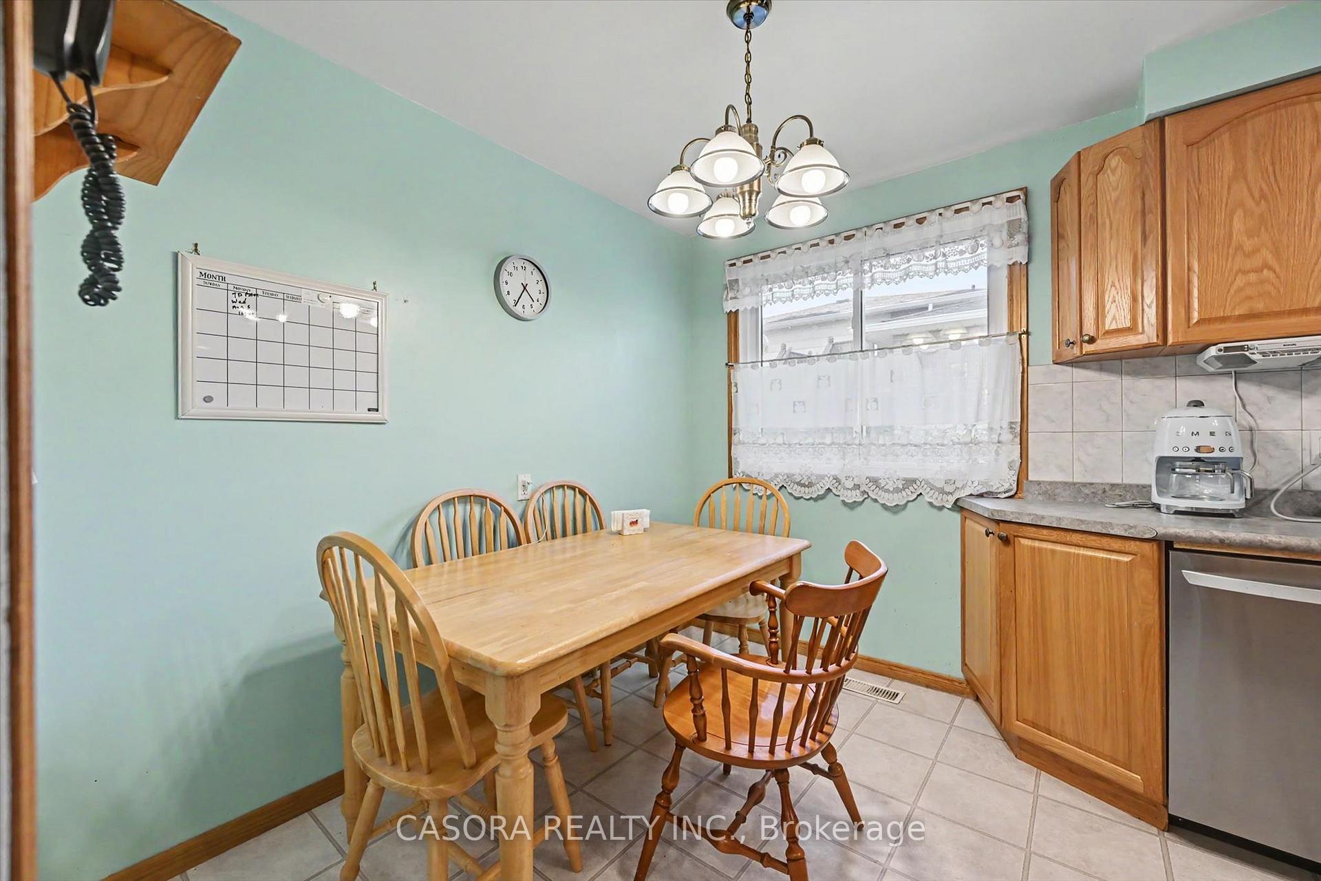 Photo 17 of 3131 Palmer Drive, Burlington, Palmer — HOMEH