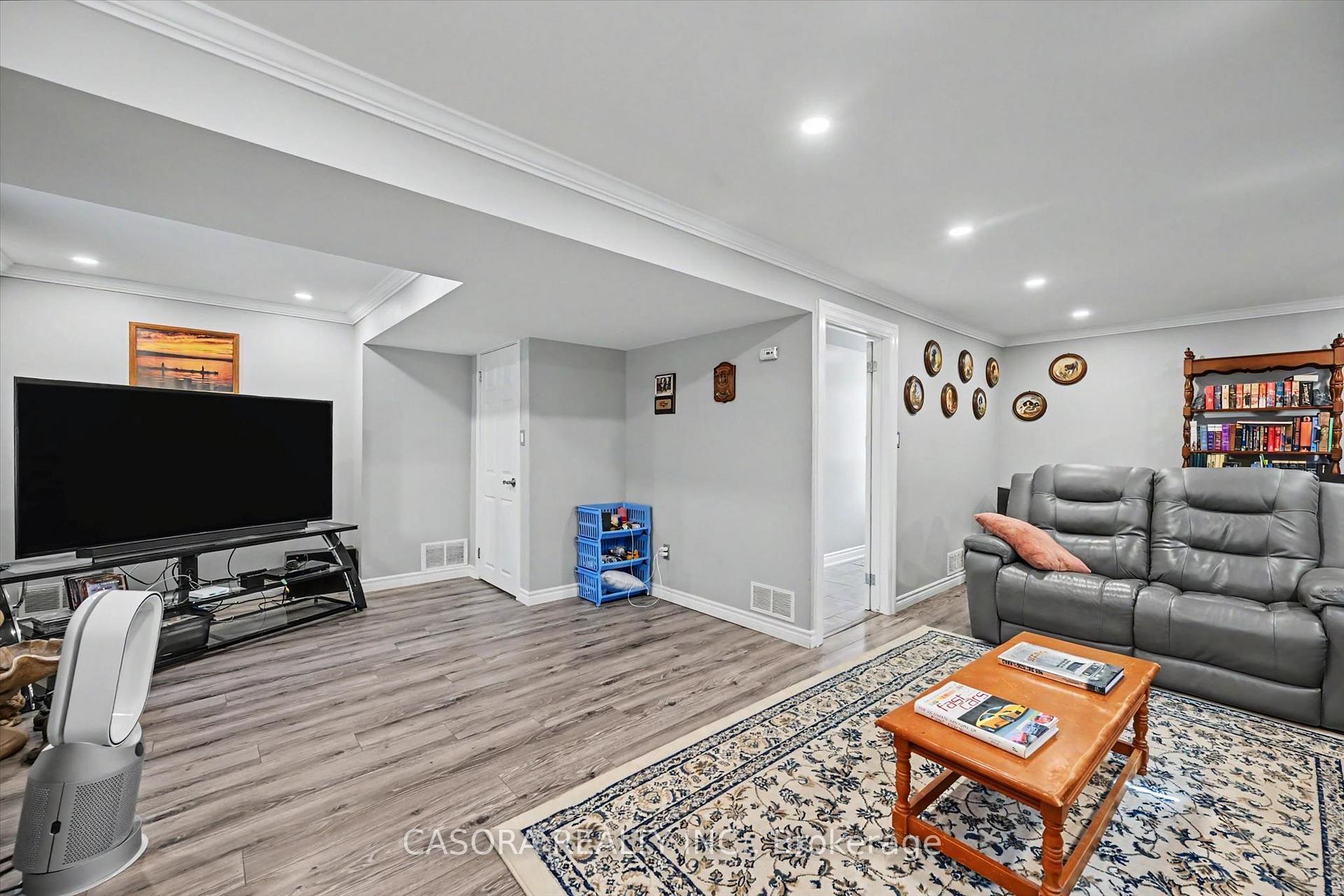 Photo 32 of 3131 Palmer Drive, Burlington, Palmer — HOMEH