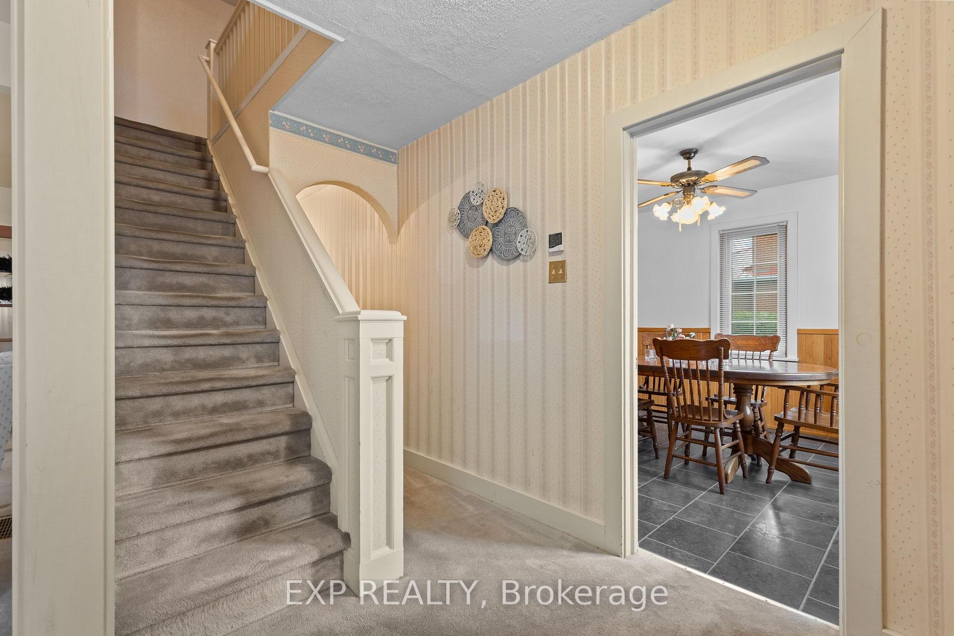 Photo 7 of 228 Bruce Avenue, Renfrew, Renfrew — HOMEH