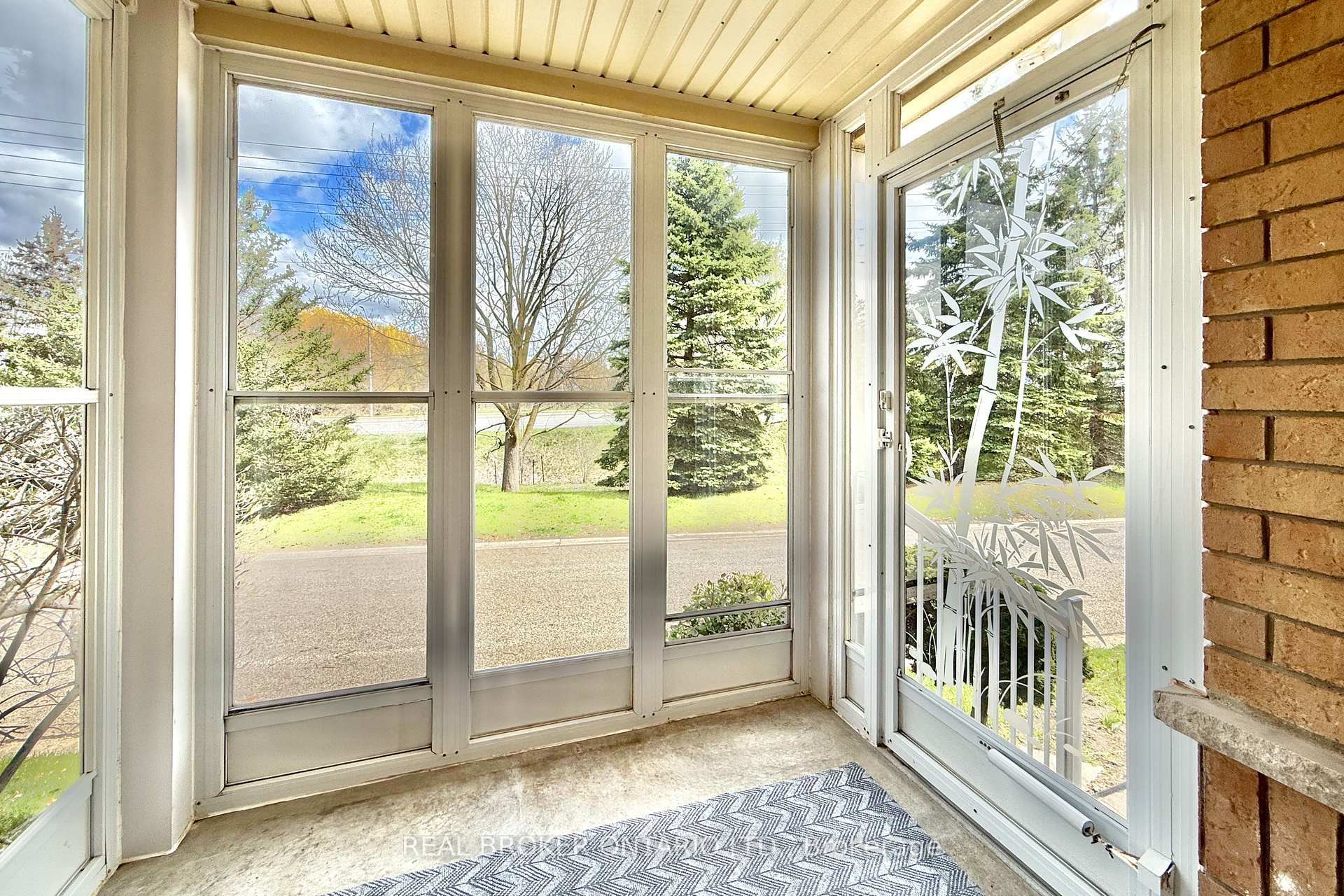 Photo 18 of 30 Little Angel Road, Markham, Village Green-South Unionville — HOMEH