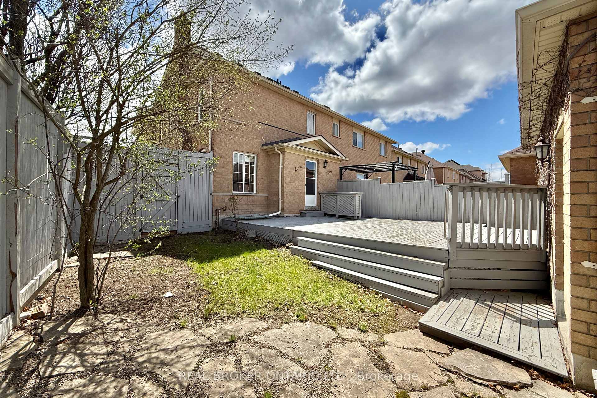 Photo 20 of 30 Little Angel Road, Markham, Village Green-South Unionville — HOMEH