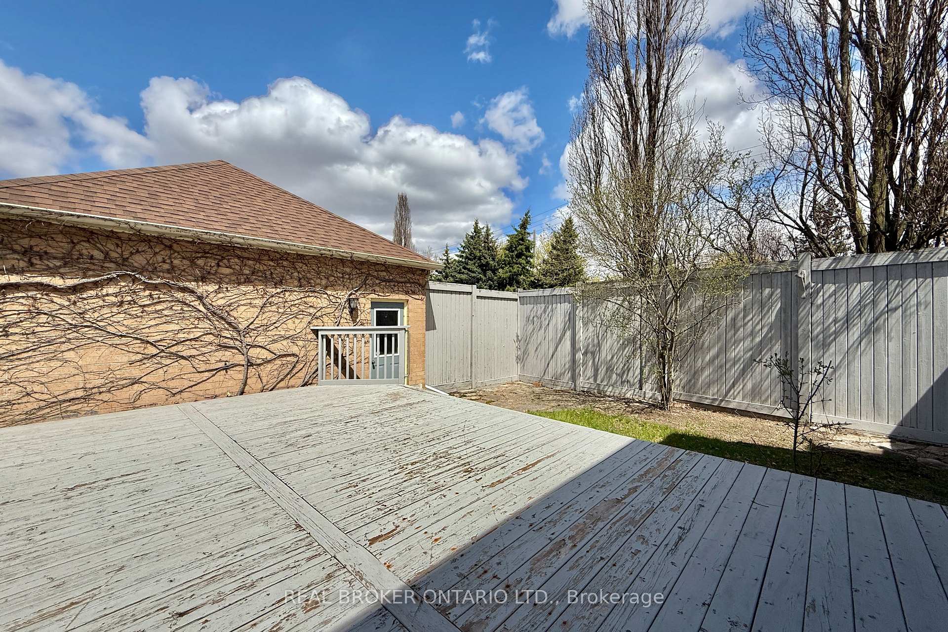 Photo 22 of 30 Little Angel Road, Markham, Village Green-South Unionville — HOMEH
