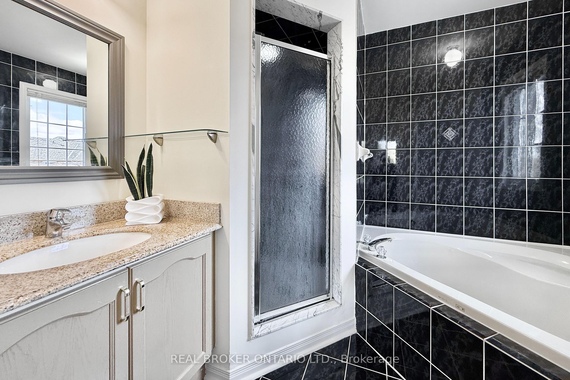 Photo 29 of 30 Little Angel Road, Markham, Village Green-South Unionville — HOMEH
