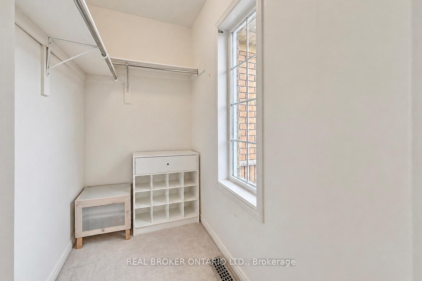 Photo 32 of 30 Little Angel Road, Markham, Village Green-South Unionville — HOMEH