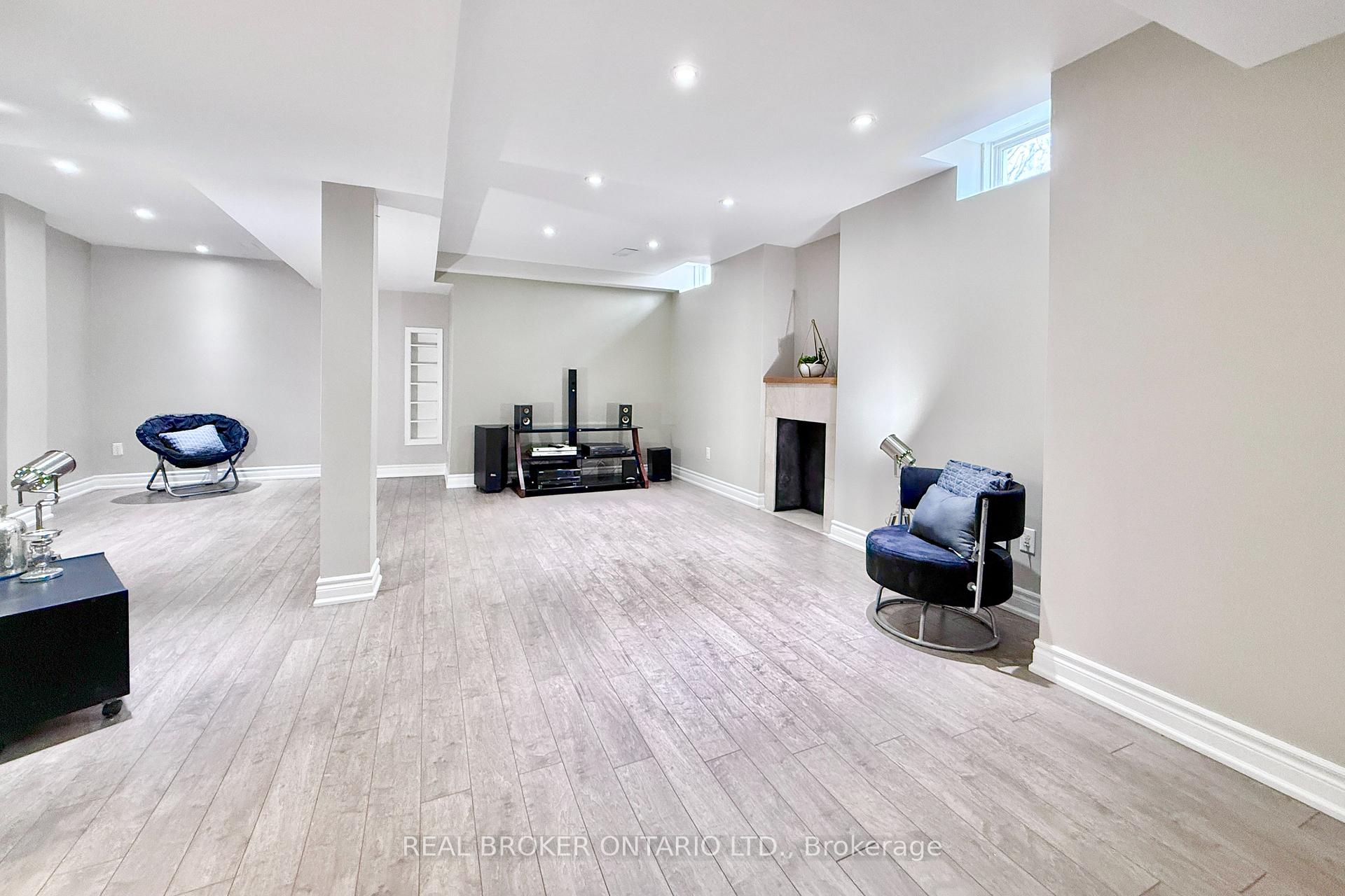 Photo 38 of 30 Little Angel Road, Markham, Village Green-South Unionville — HOMEH