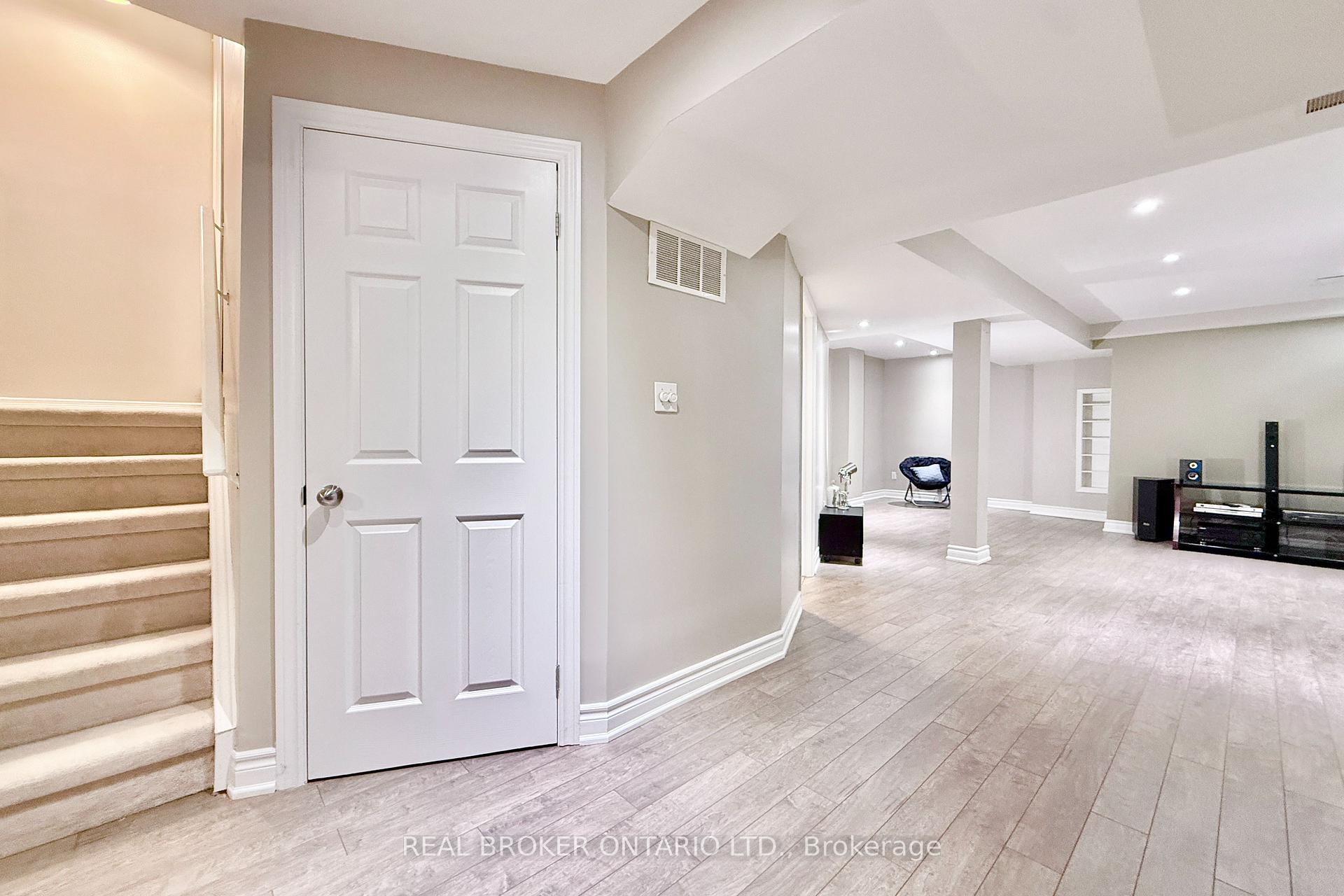 Photo 39 of 30 Little Angel Road, Markham, Village Green-South Unionville — HOMEH