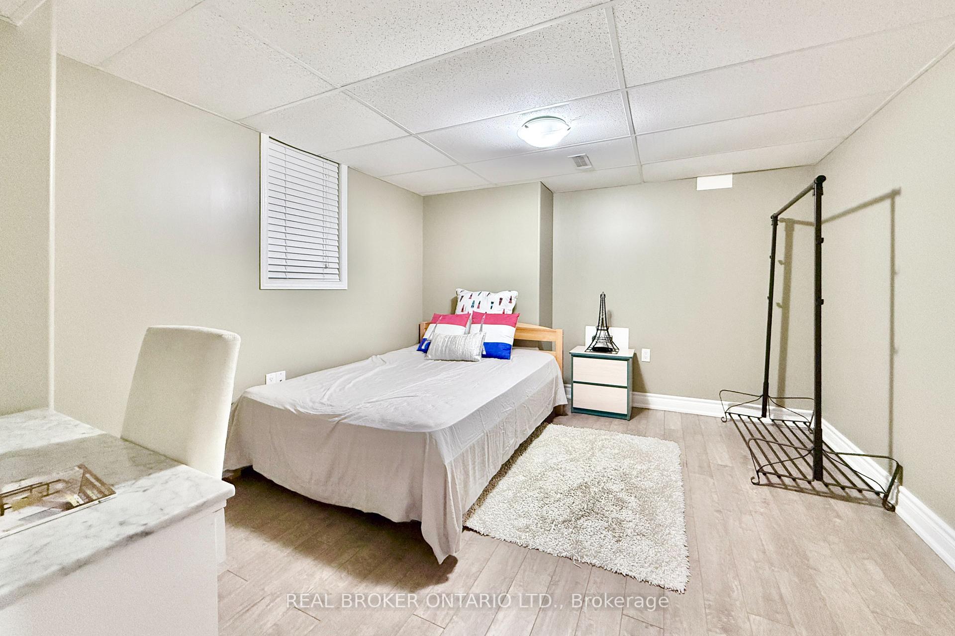 Photo 40 of 30 Little Angel Road, Markham, Village Green-South Unionville — HOMEH