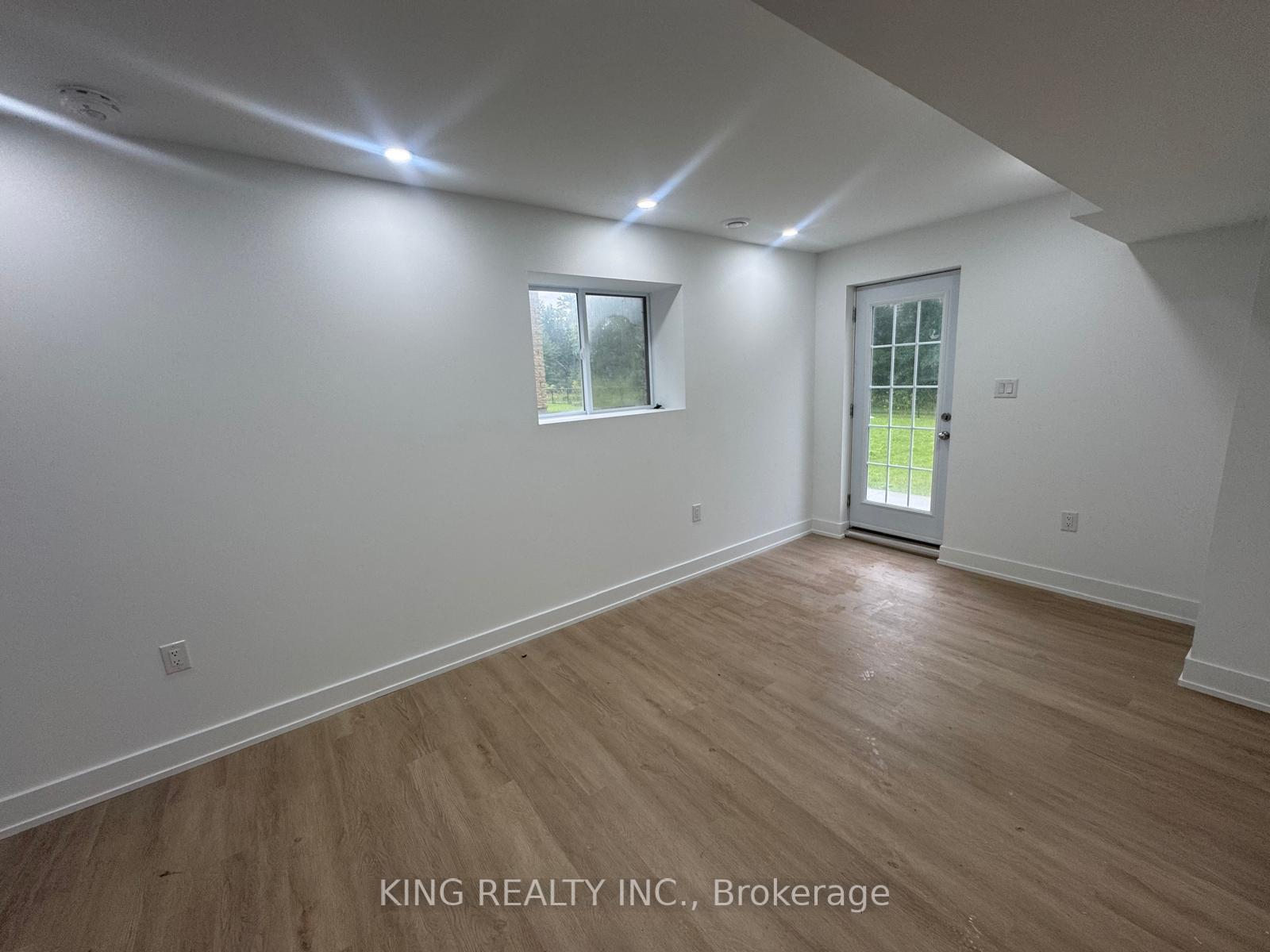 Photo 5 of Unit LOWER, 2004 Evans Boulevard, London, South U — HOMEH