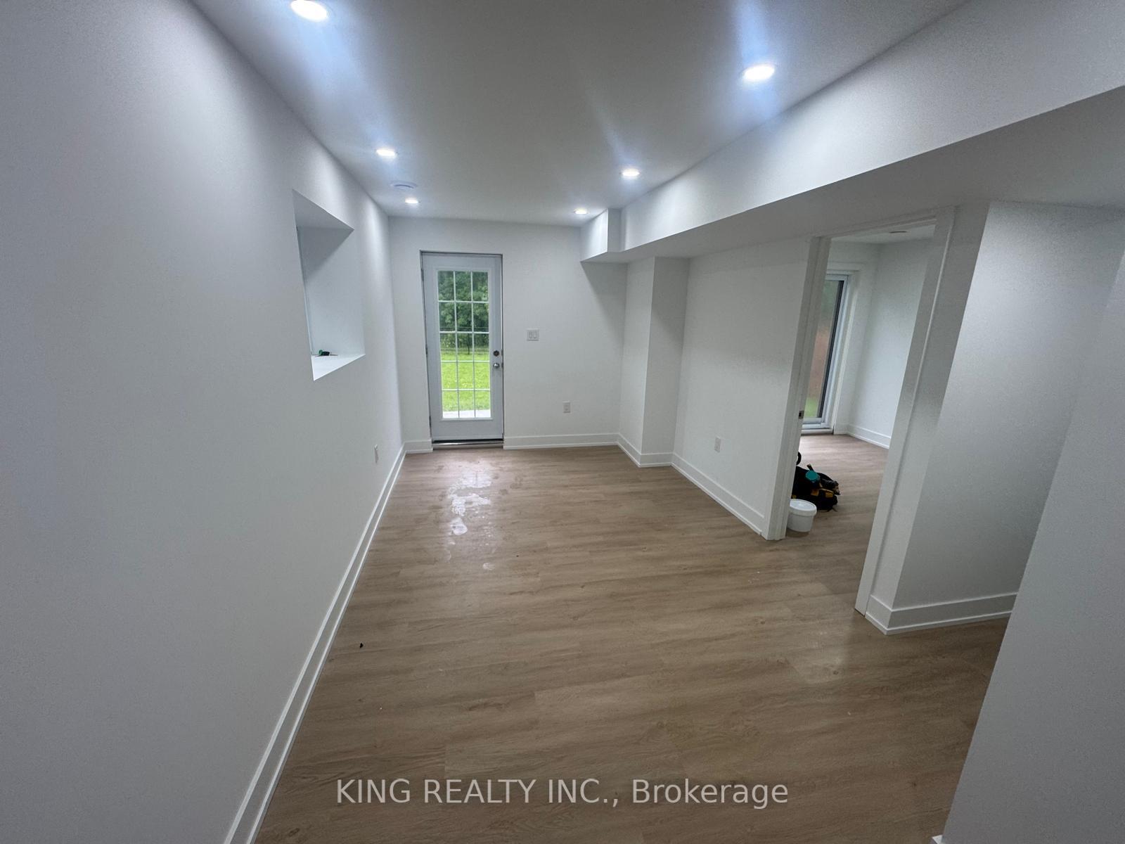 Photo 13 of Unit LOWER, 2004 Evans Boulevard, London, South U — HOMEH
