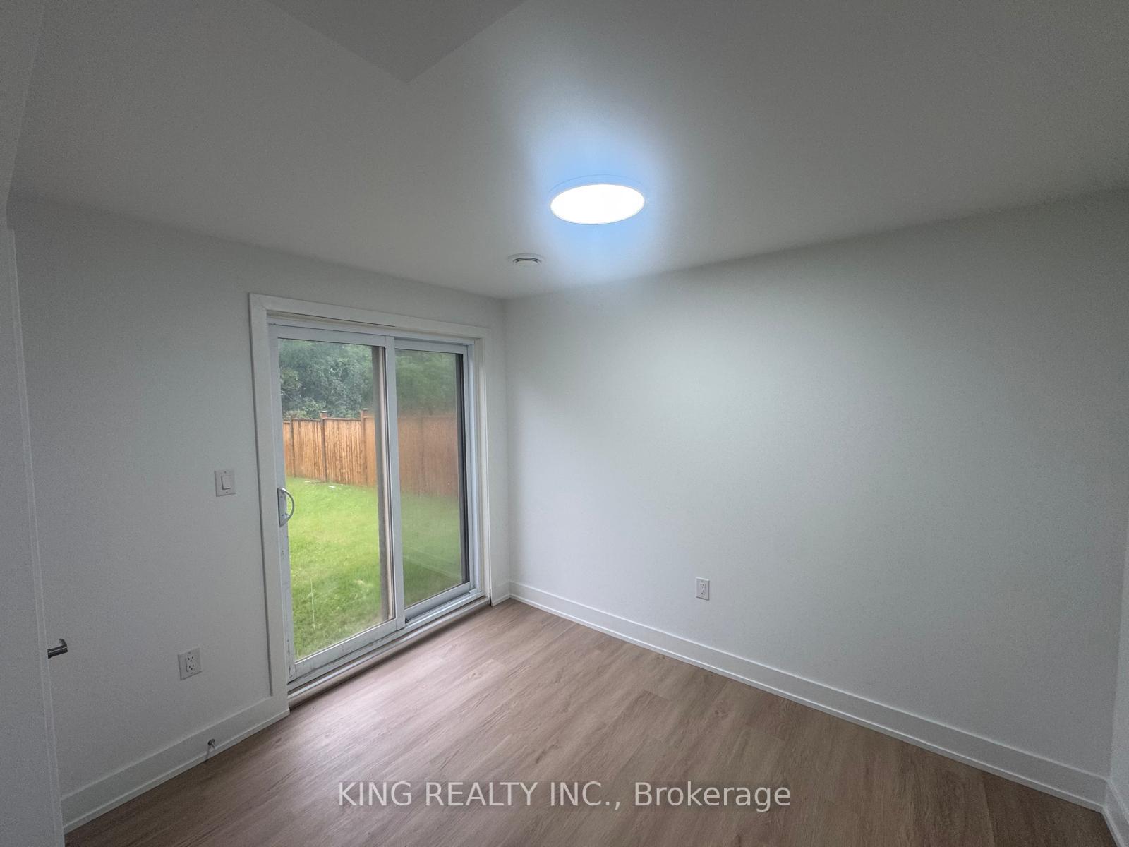 Photo 24 of Unit LOWER, 2004 Evans Boulevard, London, South U — HOMEH