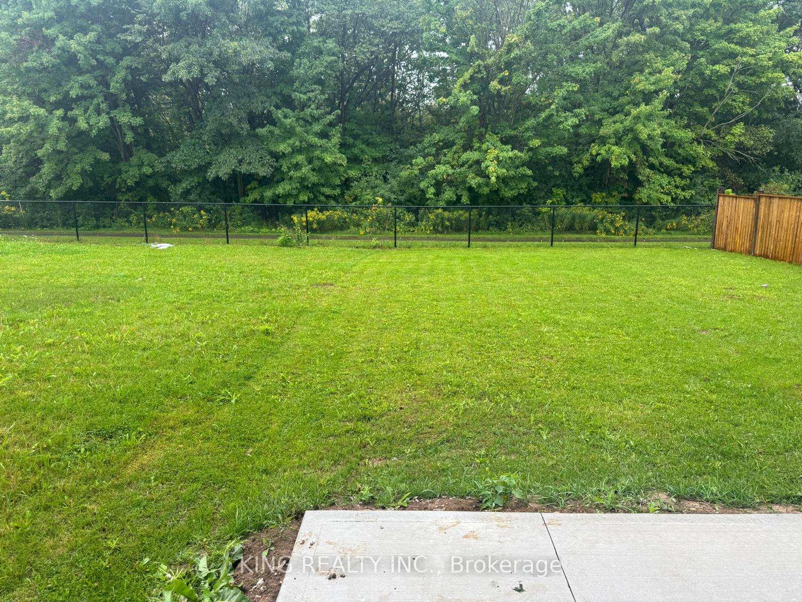 Photo 28 of Unit LOWER, 2004 Evans Boulevard, London, South U — HOMEH