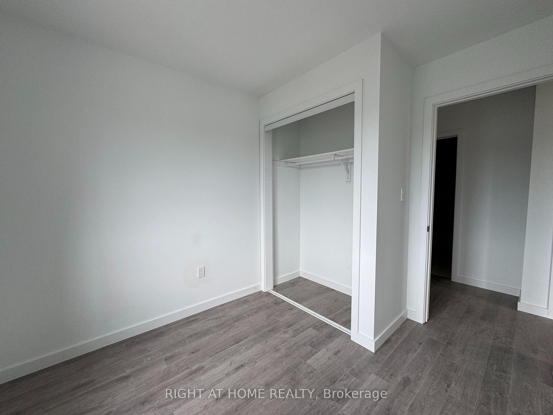 Photo 12 of Unit (MAIN), 99 Highriver Trail, Welland, Broadway — HOMEH
