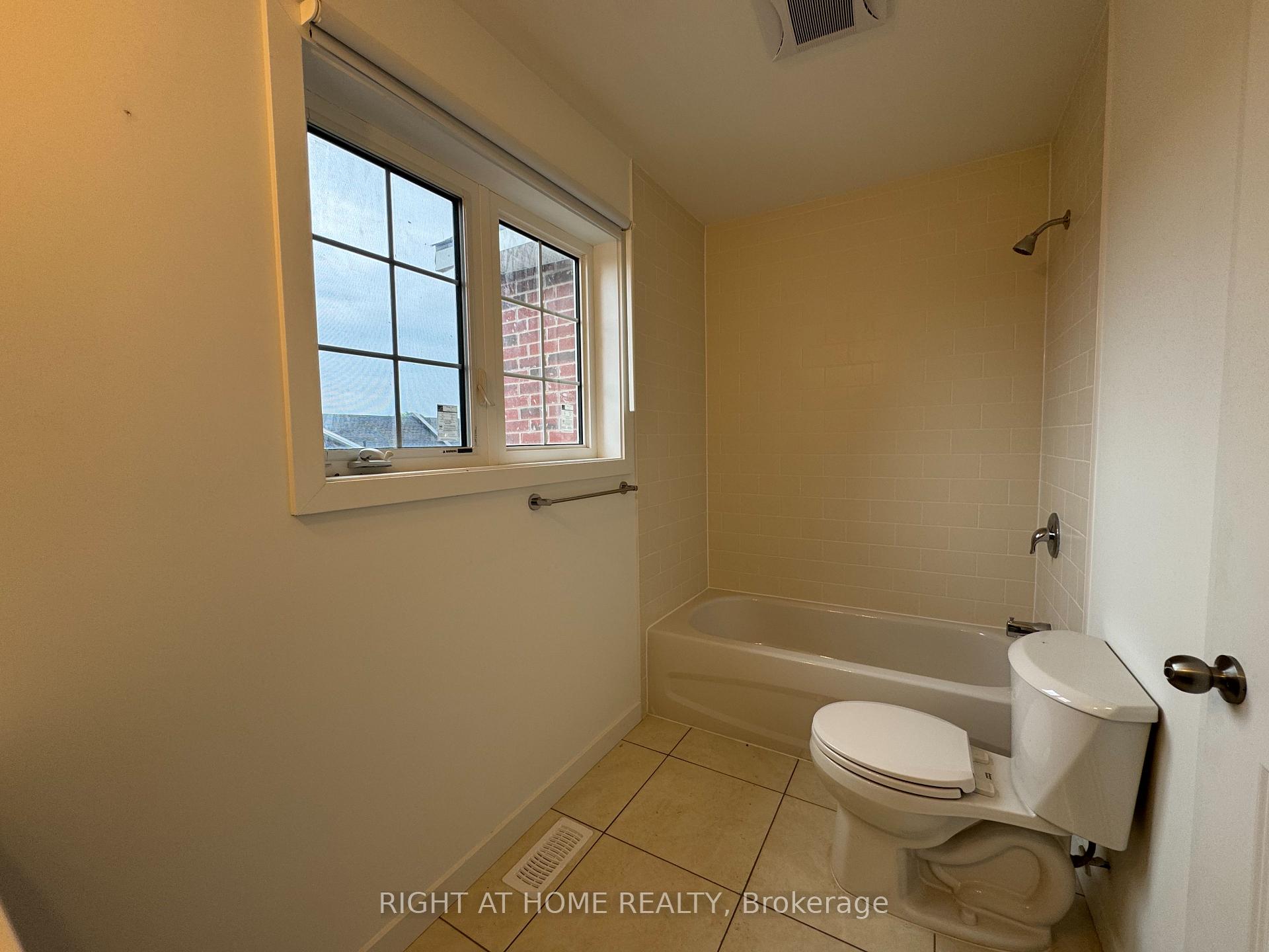 Photo 18 of Unit (MAIN), 99 Highriver Trail, Welland, Broadway — HOMEH